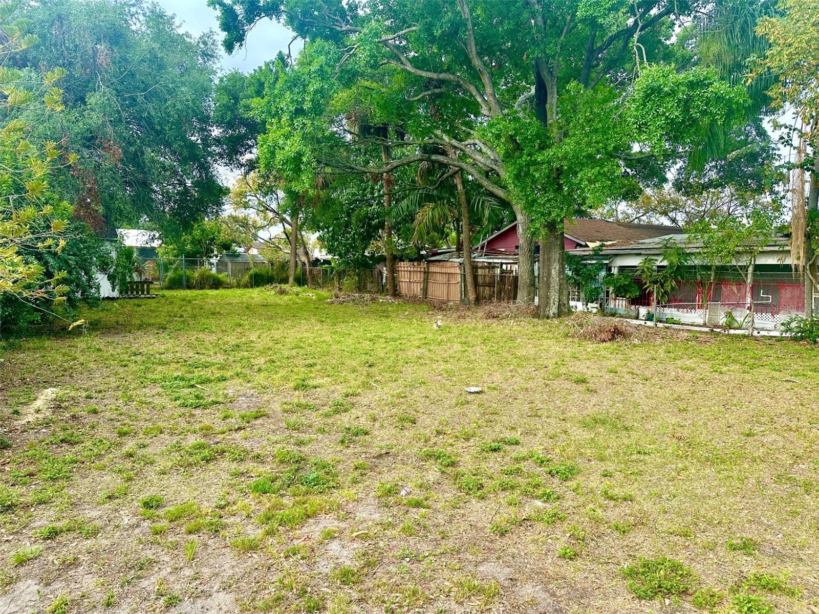 2011 STUART ST, TAMPA, FL, 33605