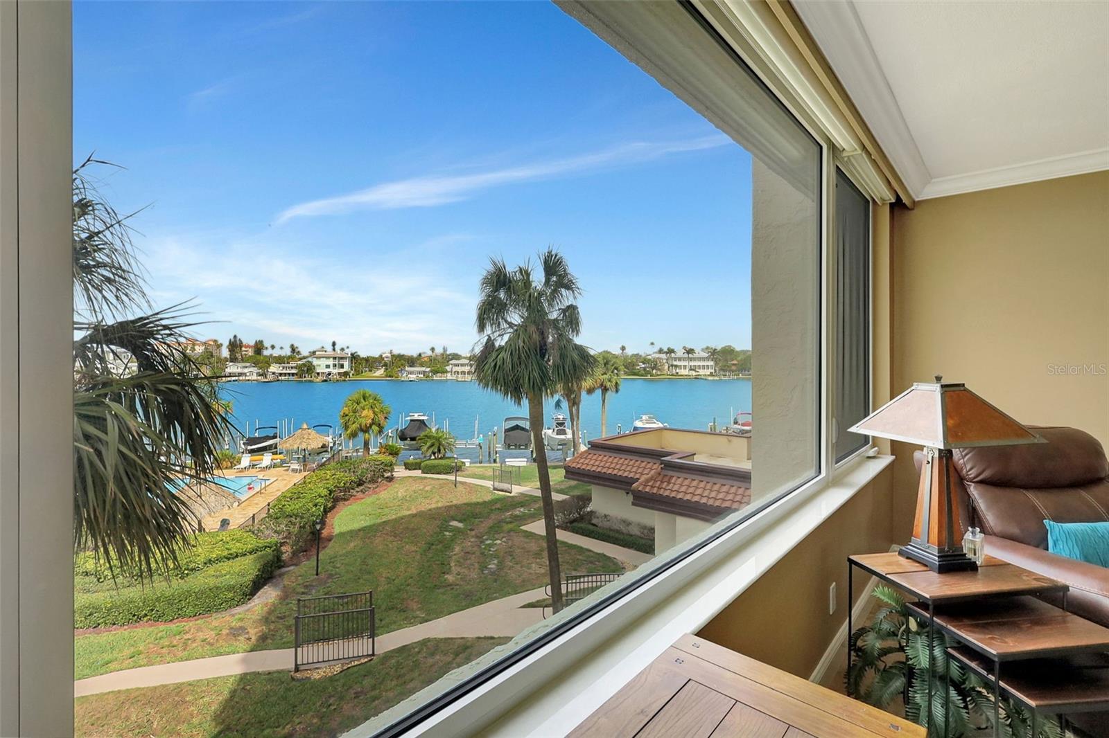 736 ISLAND WAY #303, CLEARWATER BEACH, FL, 33767
