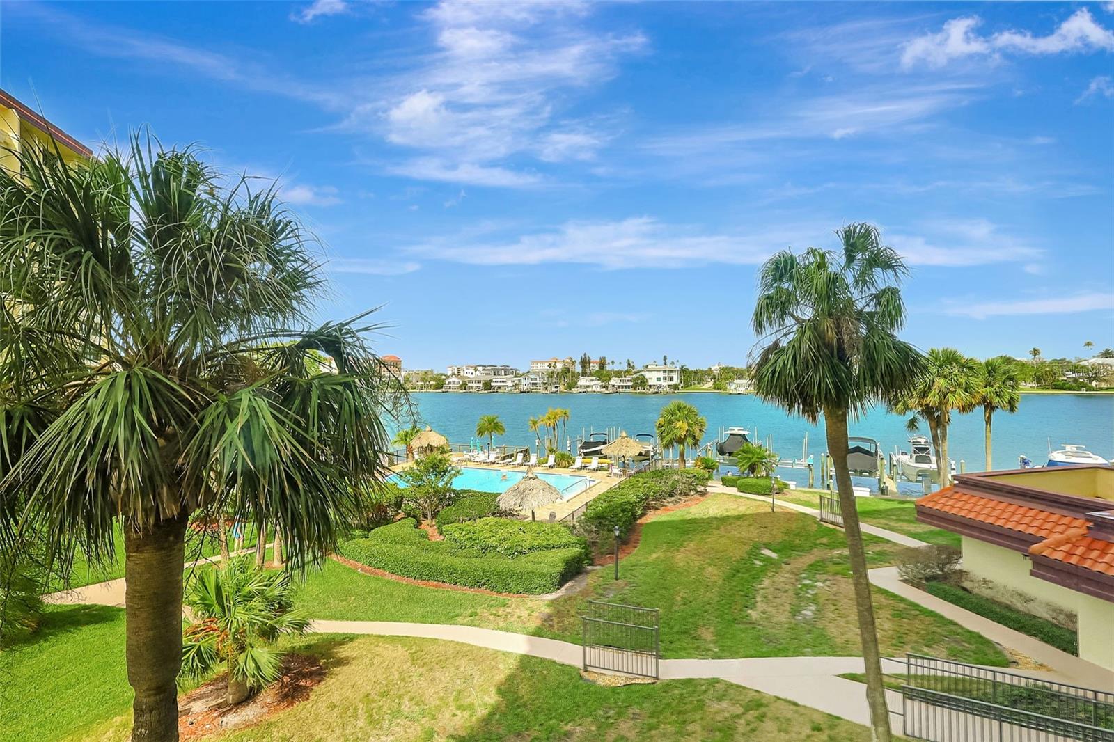 736 ISLAND WAY #303, CLEARWATER BEACH, FL, 33767