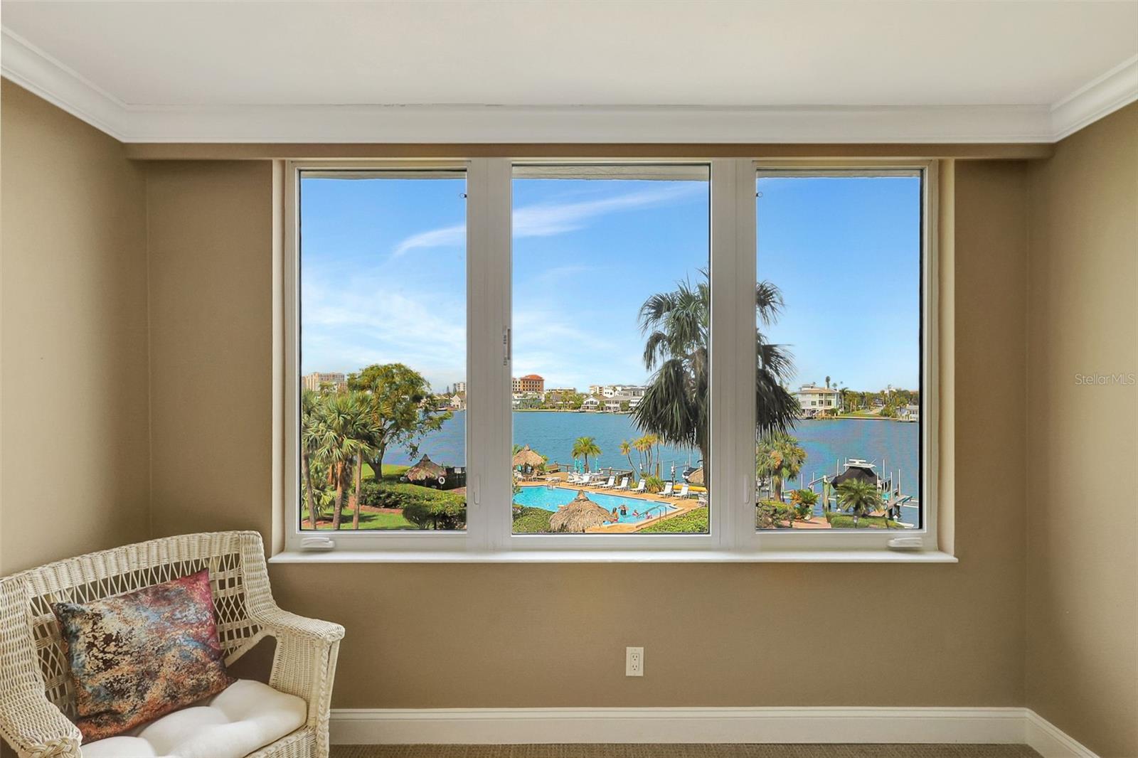 736 ISLAND WAY #303, CLEARWATER BEACH, FL, 33767