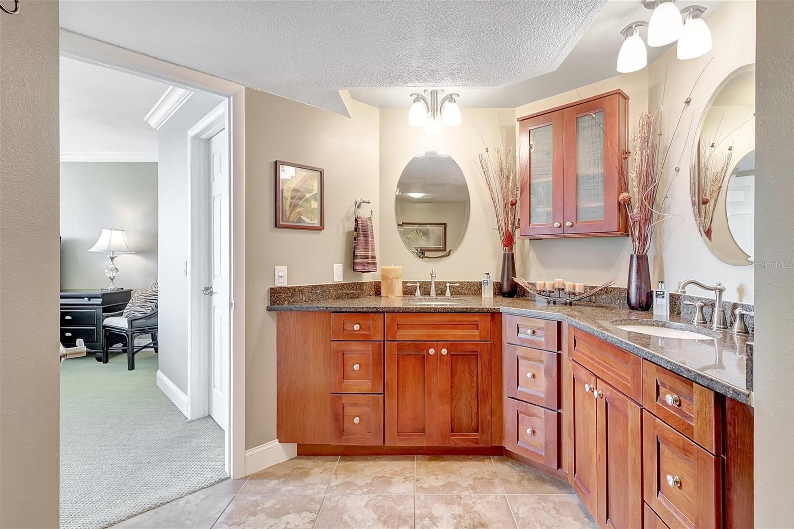 736 ISLAND WAY #303, CLEARWATER BEACH, FL, 33767