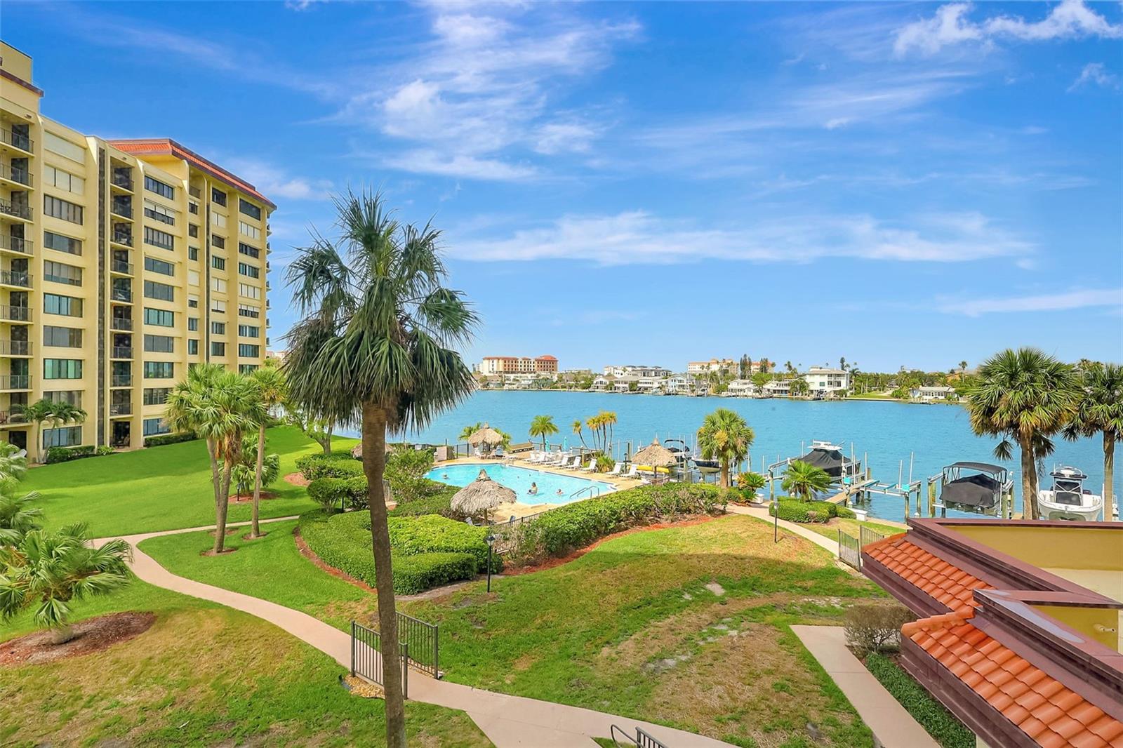 736 ISLAND WAY #303, CLEARWATER BEACH, FL, 33767