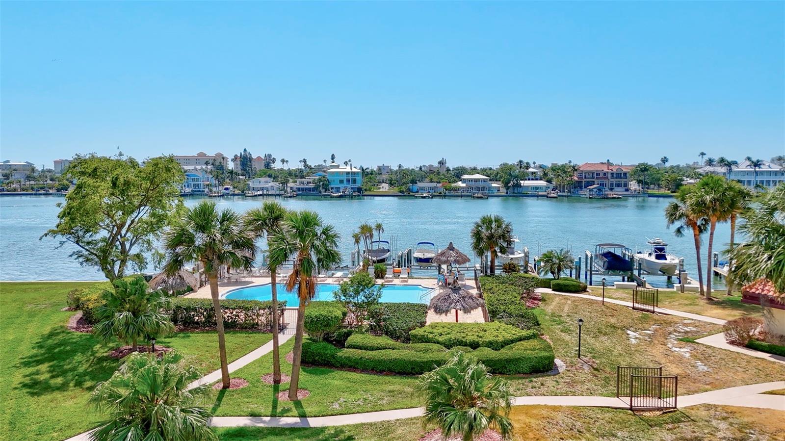 736 ISLAND WAY #303, CLEARWATER BEACH, FL, 33767
