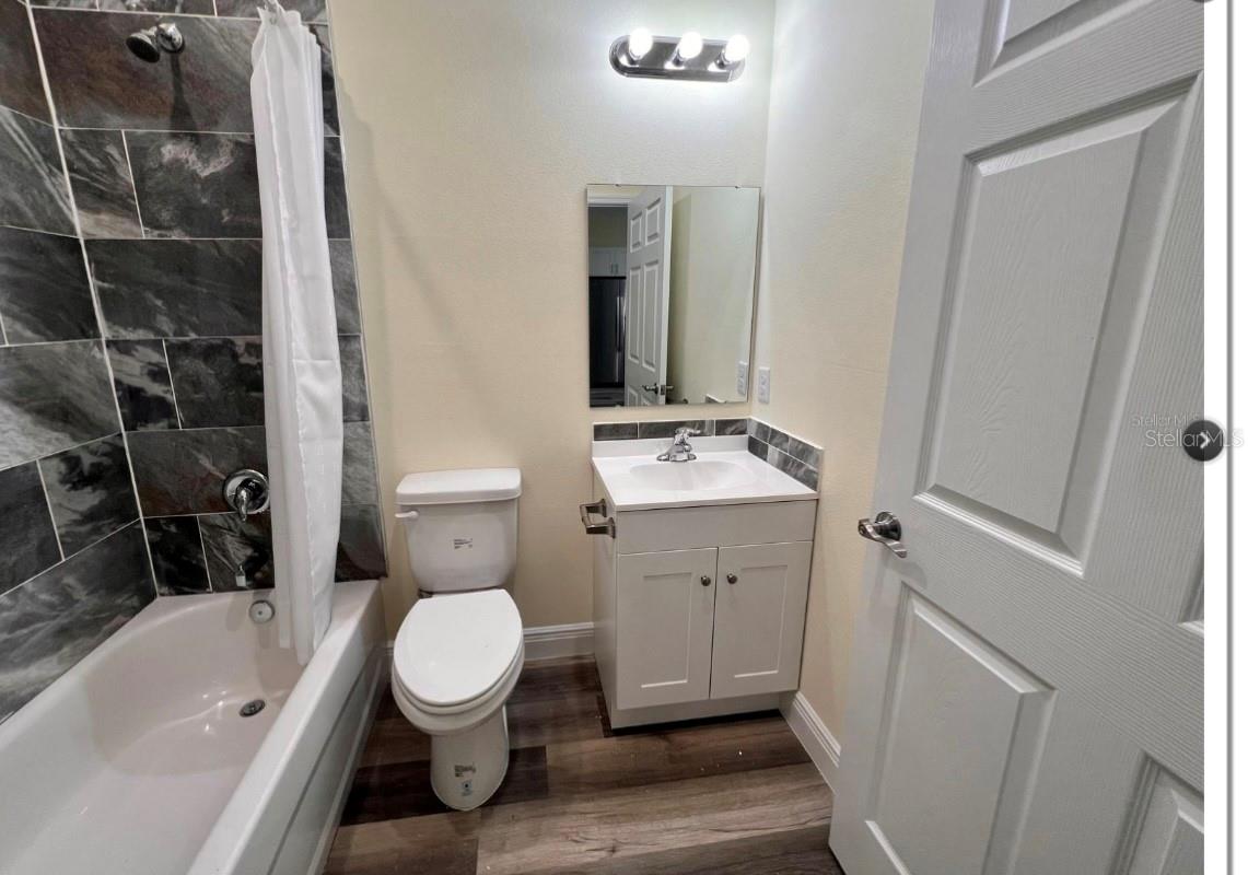 501 N SIMPSON ST, MOUNT DORA, FL, 32757