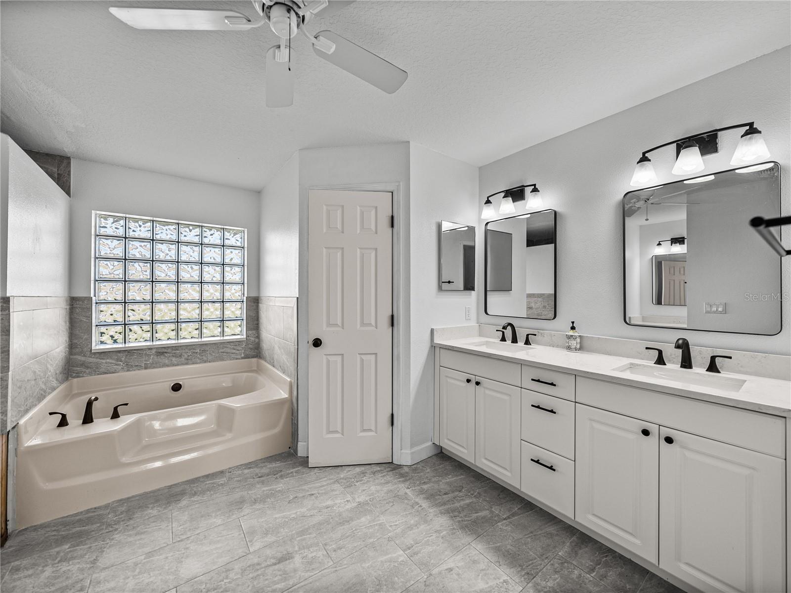 12329 PALM RIDGE DR, SAN ANTONIO, FL, 33576