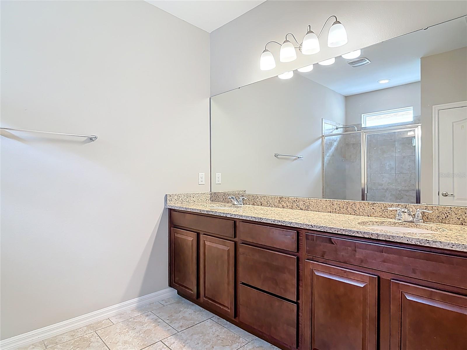 669 E VICTORIA TRAILS BLVD, DELAND, FL, 32724