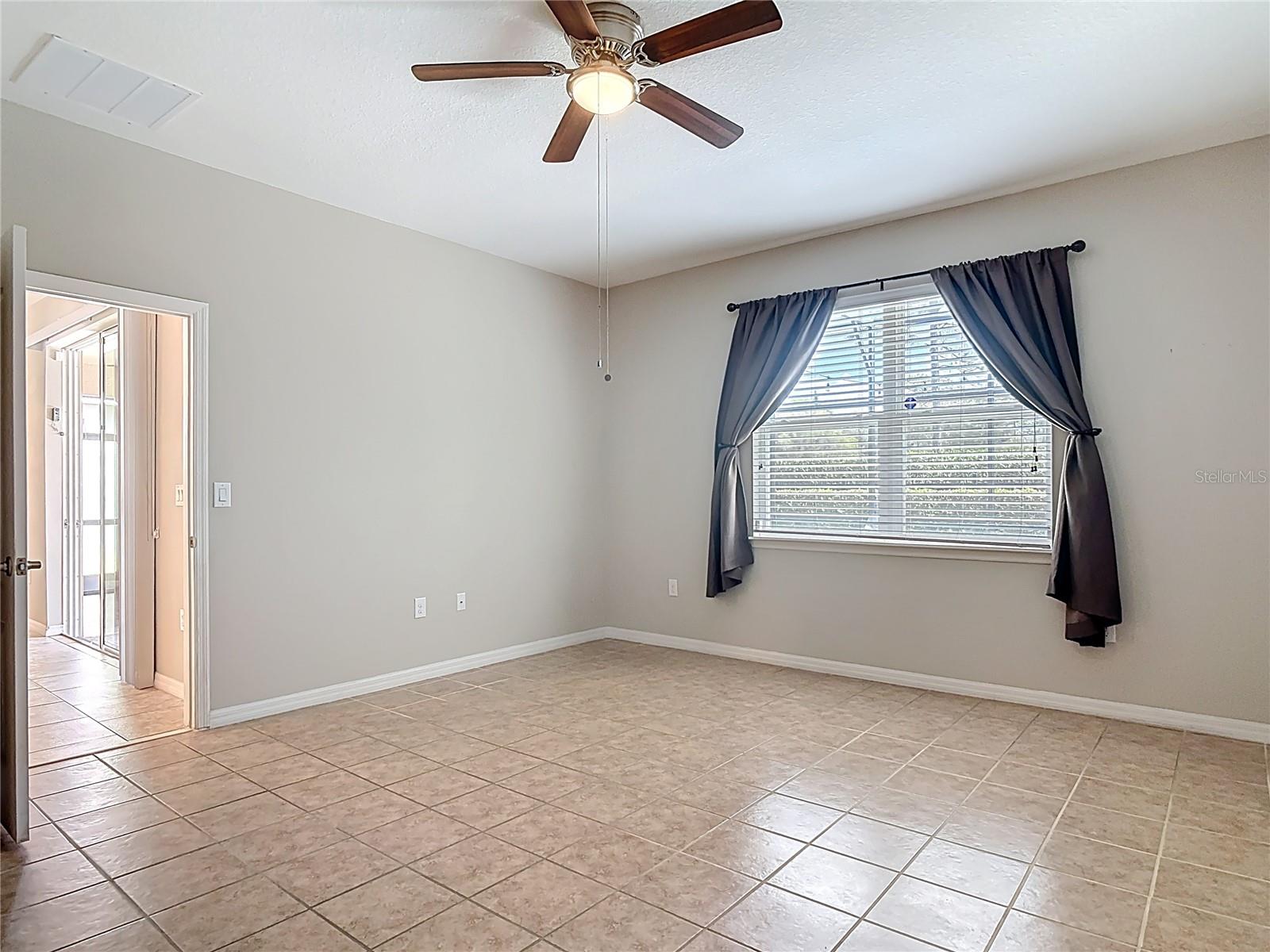 669 E VICTORIA TRAILS BLVD, DELAND, FL, 32724