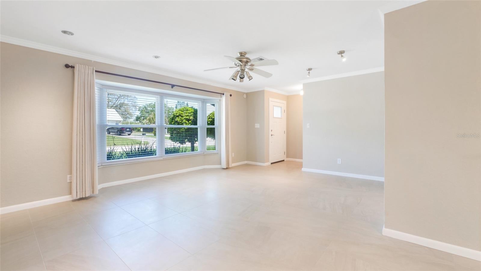 8392 137TH LN, SEMINOLE, FL, 33776