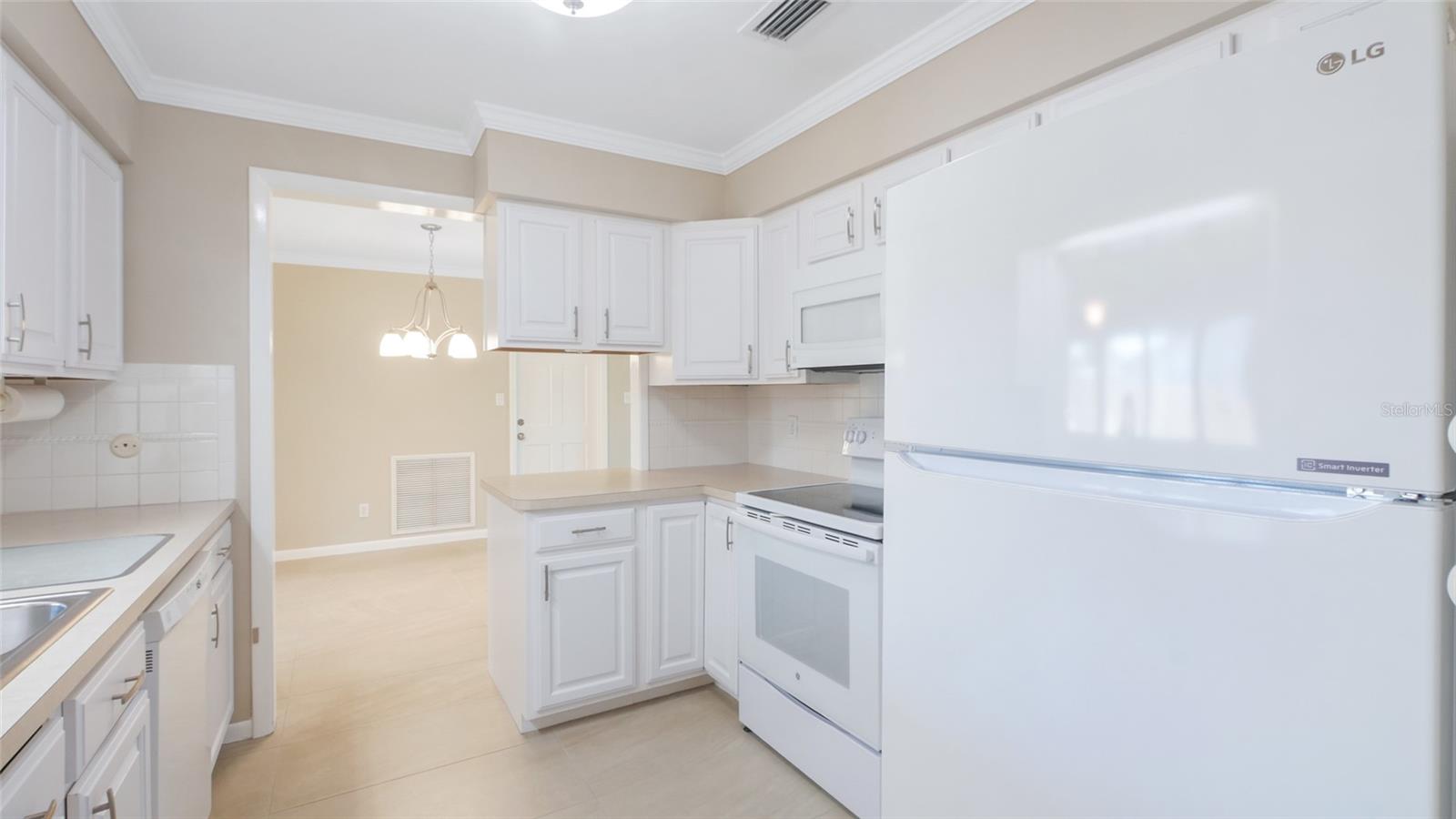 8392 137TH LN, SEMINOLE, FL, 33776