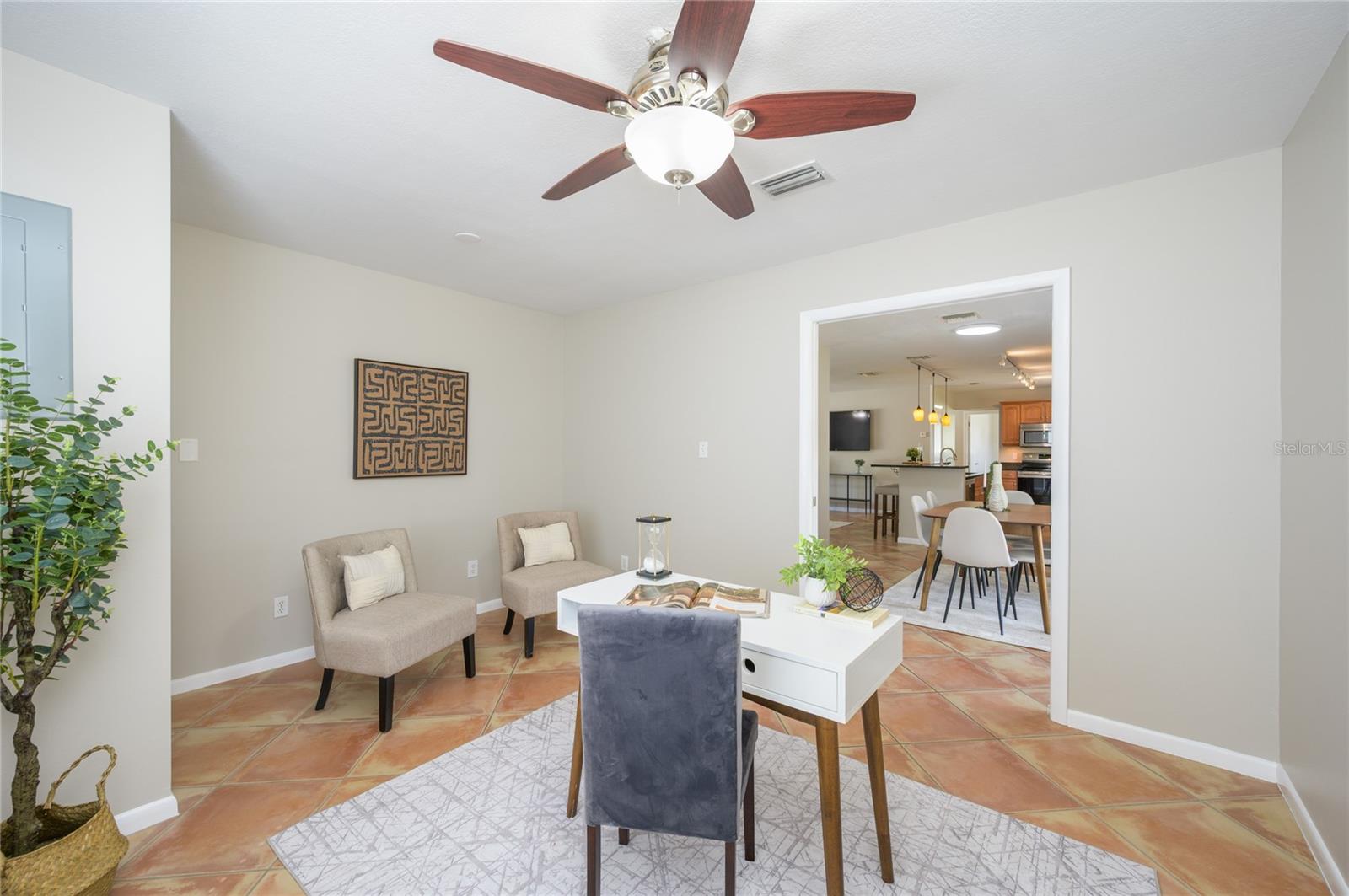 306 ROBIN HILL DR, ALTAMONTE SPRINGS, FL, 32701