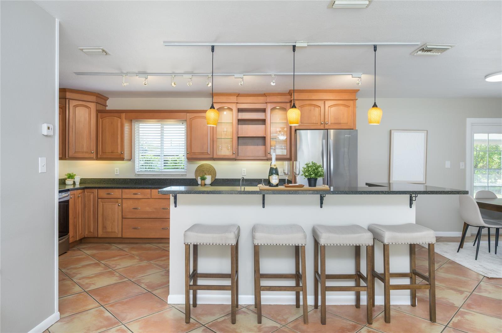 306 ROBIN HILL DR, ALTAMONTE SPRINGS, FL, 32701