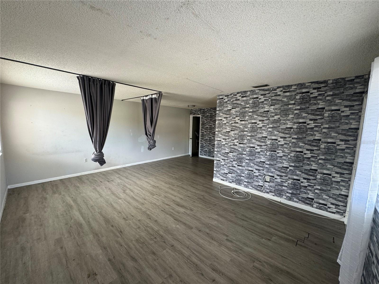 1830 BOUGH AVE #4, CLEARWATER, FL, 33760