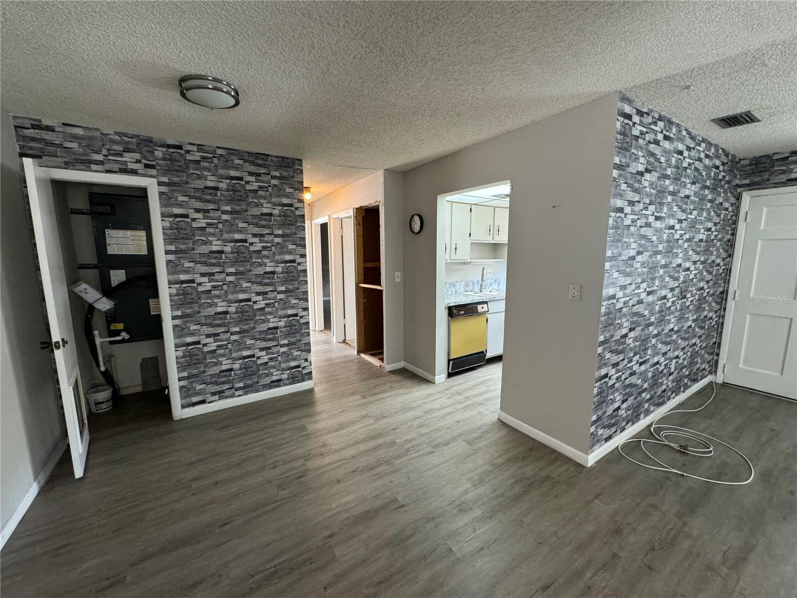 1830 BOUGH AVE #4, CLEARWATER, FL, 33760