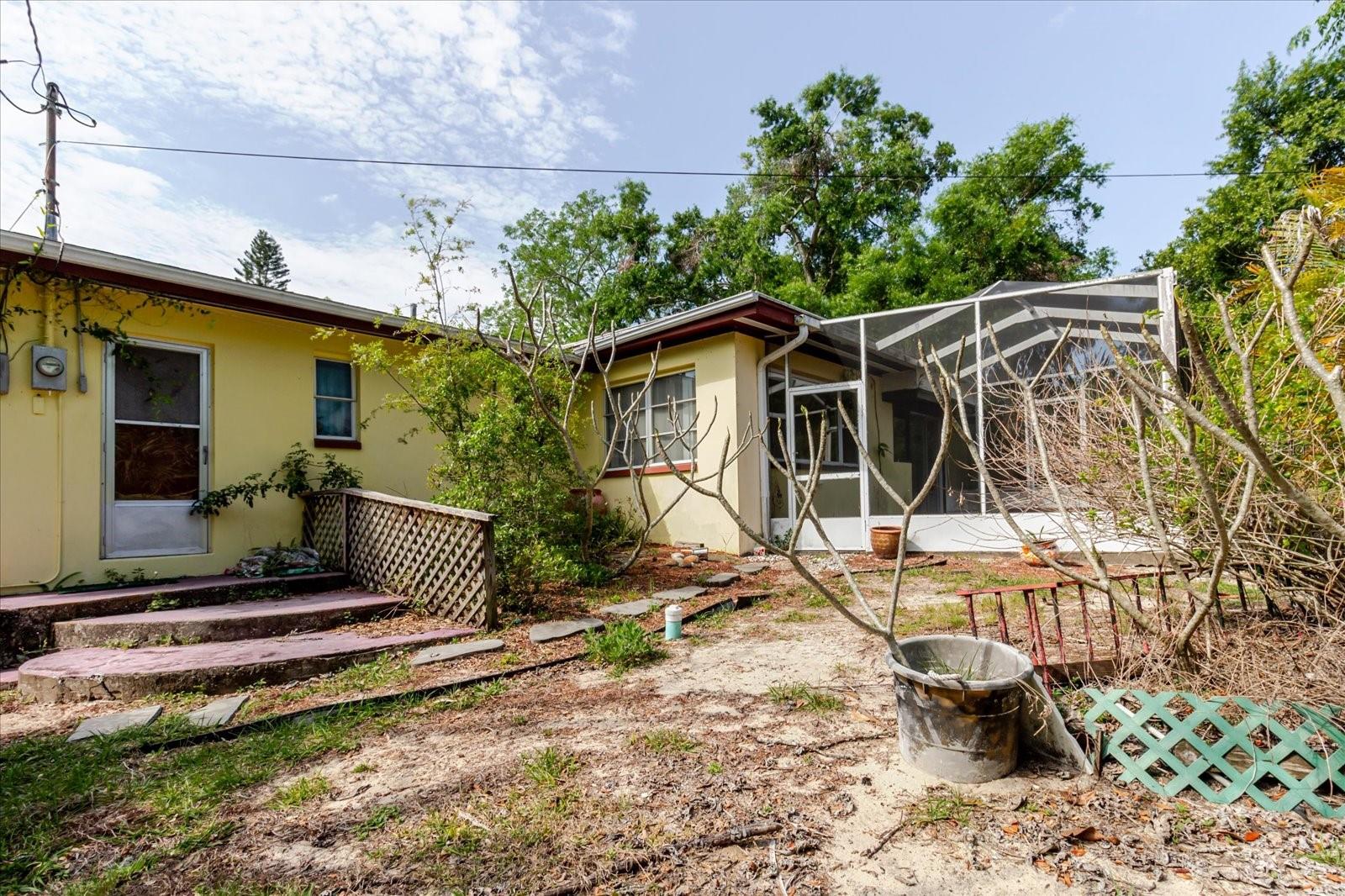 549 E CENTER ST, TARPON SPRINGS, FL, 34689