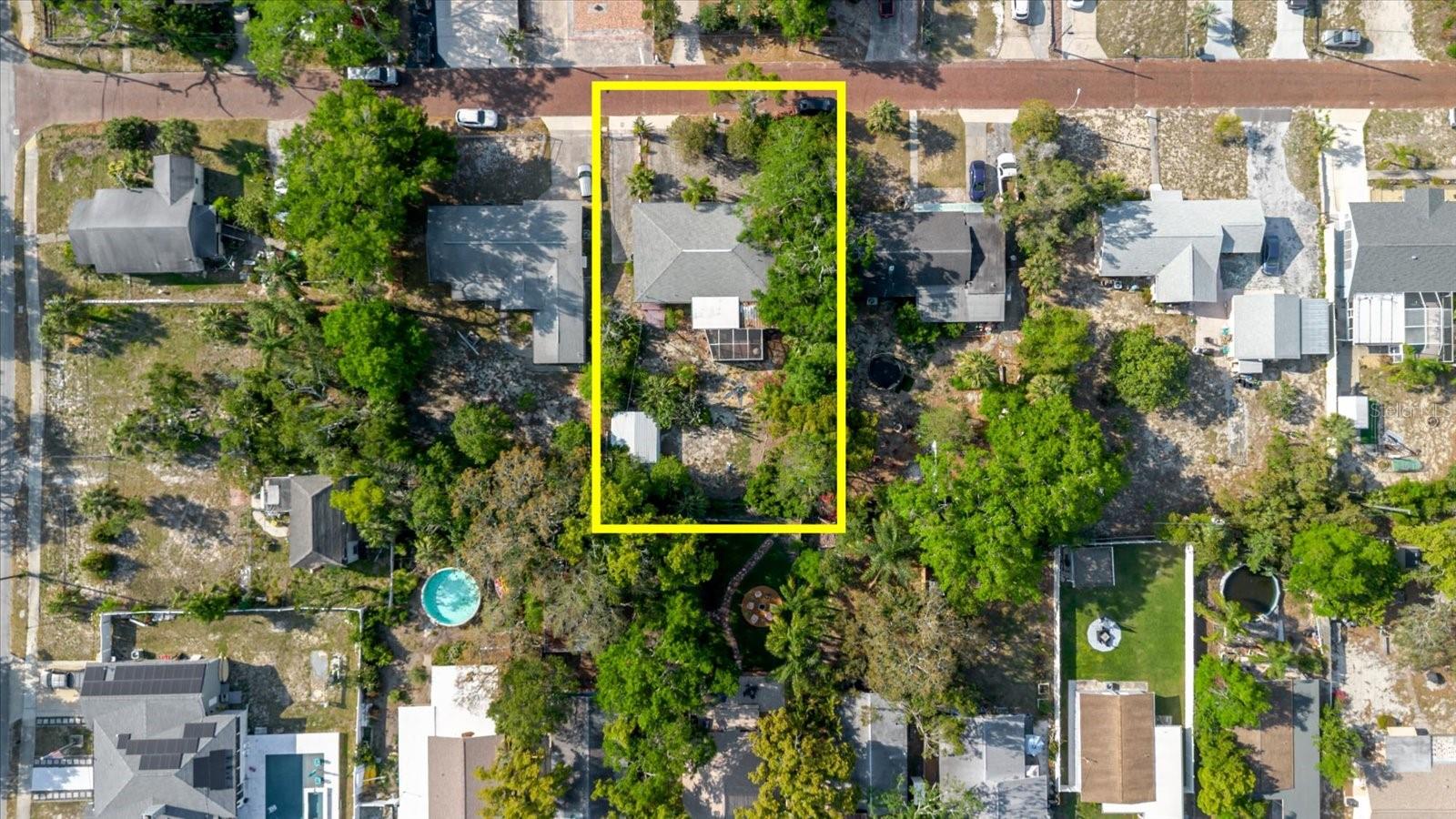 549 E CENTER ST, TARPON SPRINGS, FL, 34689