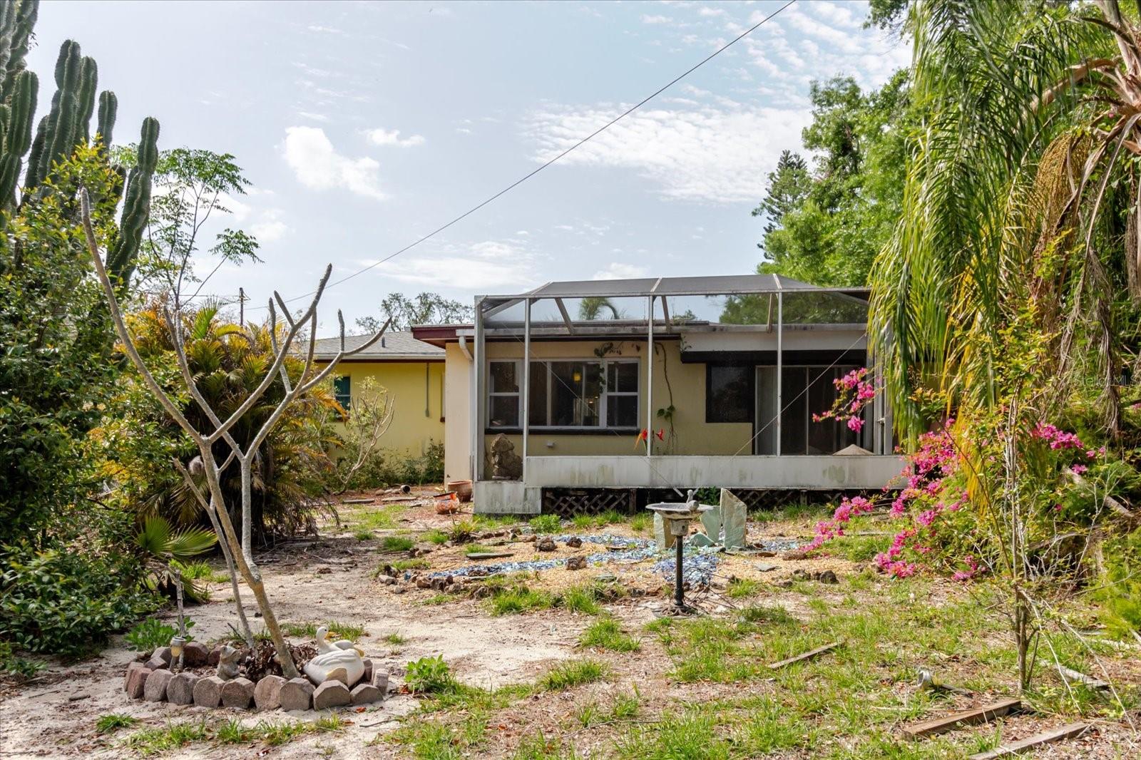 549 E CENTER ST, TARPON SPRINGS, FL, 34689