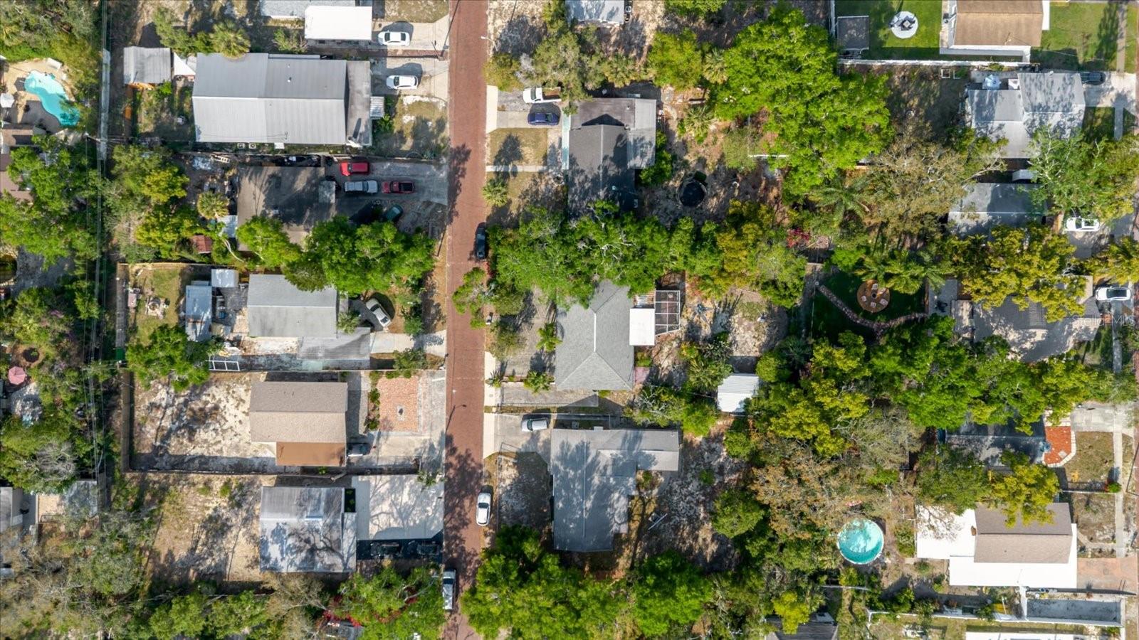 549 E CENTER ST, TARPON SPRINGS, FL, 34689