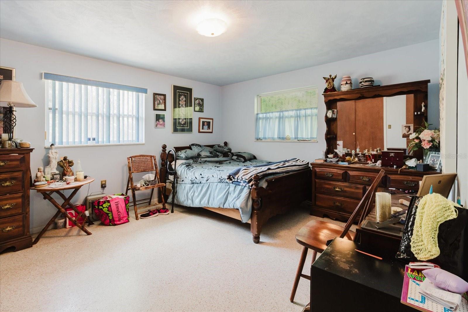 549 E CENTER ST, TARPON SPRINGS, FL, 34689