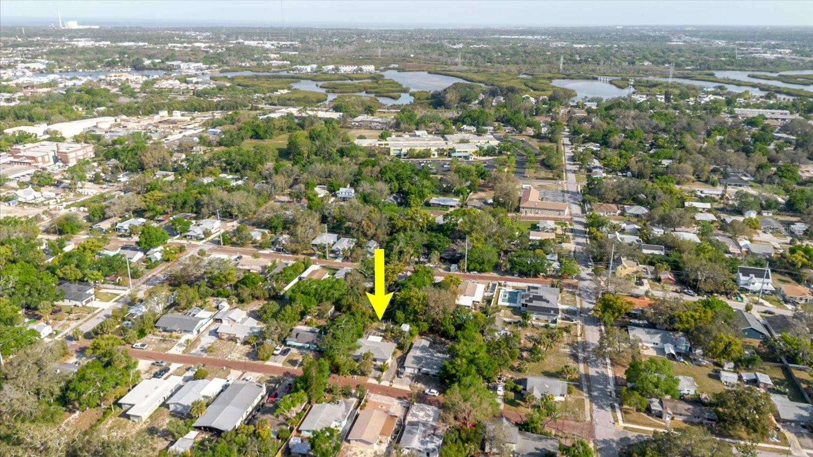 549 E CENTER ST, TARPON SPRINGS, FL, 34689