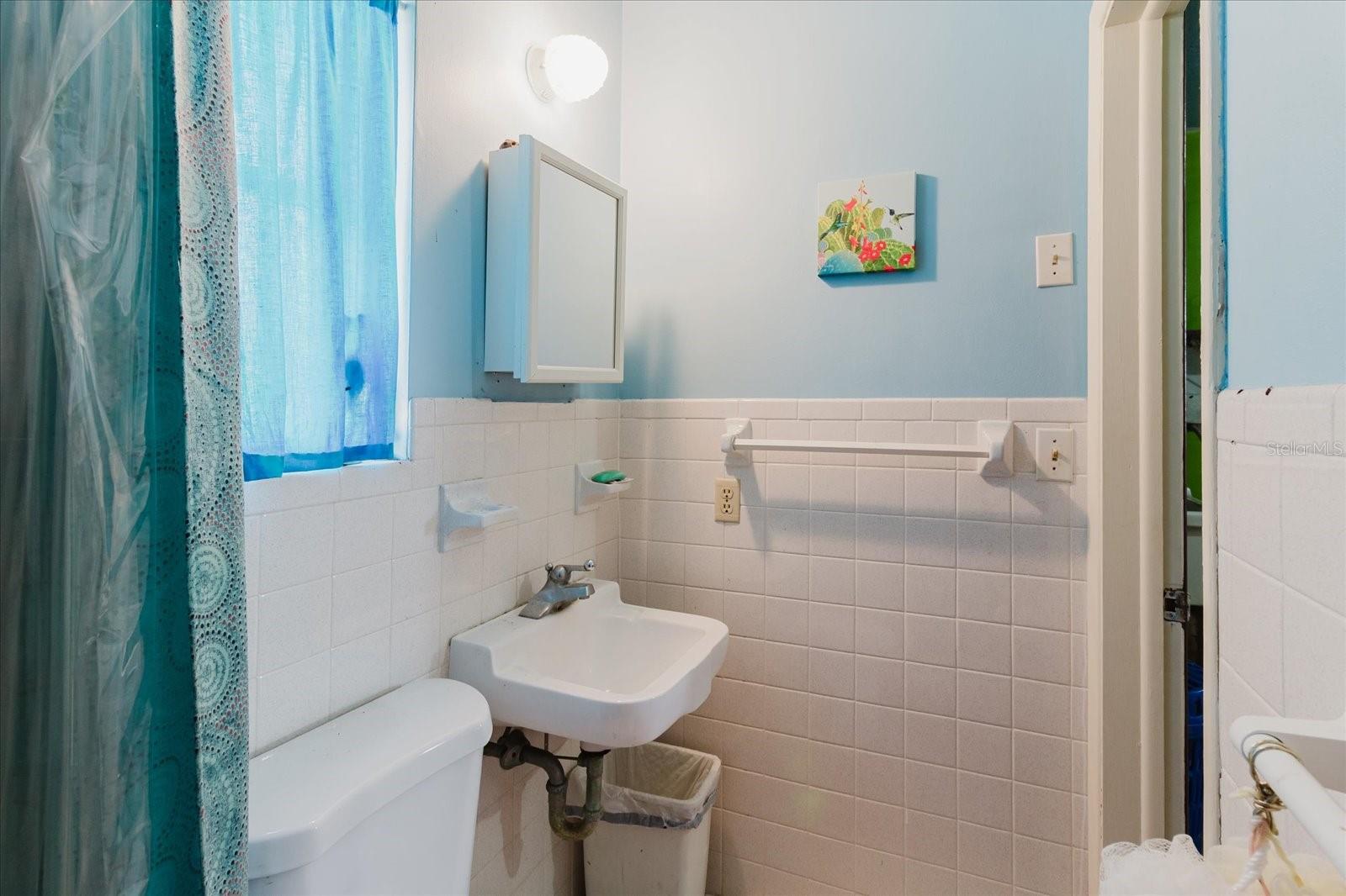 549 E CENTER ST, TARPON SPRINGS, FL, 34689