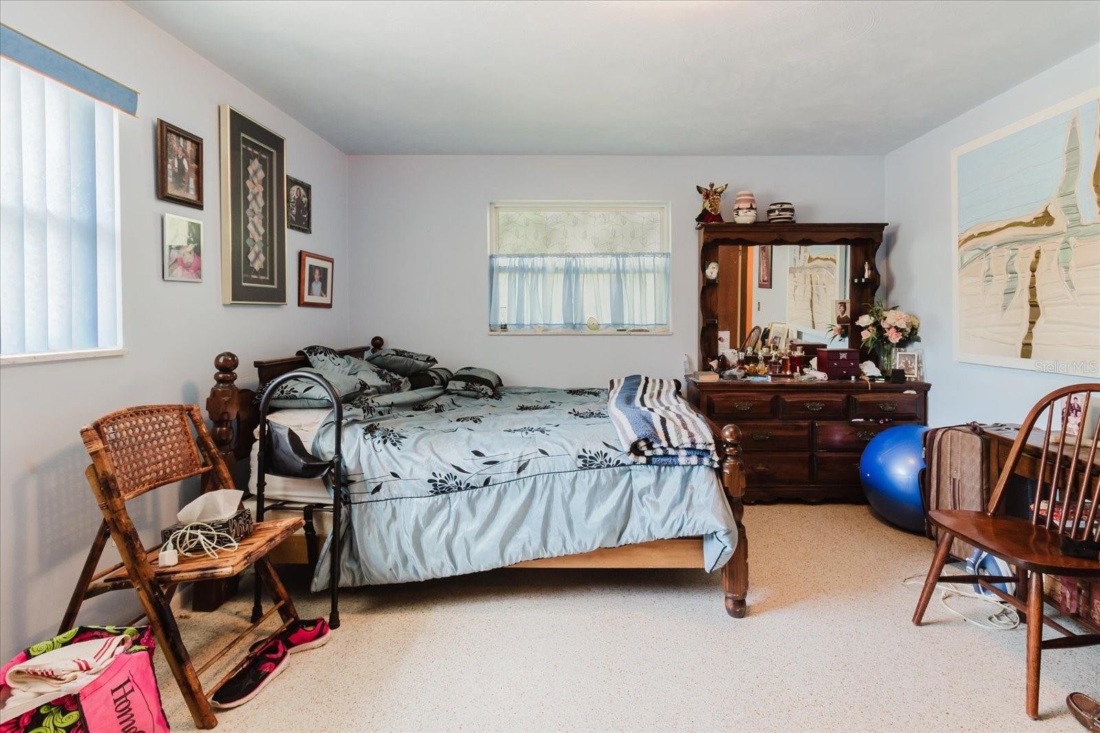 549 E CENTER ST, TARPON SPRINGS, FL, 34689