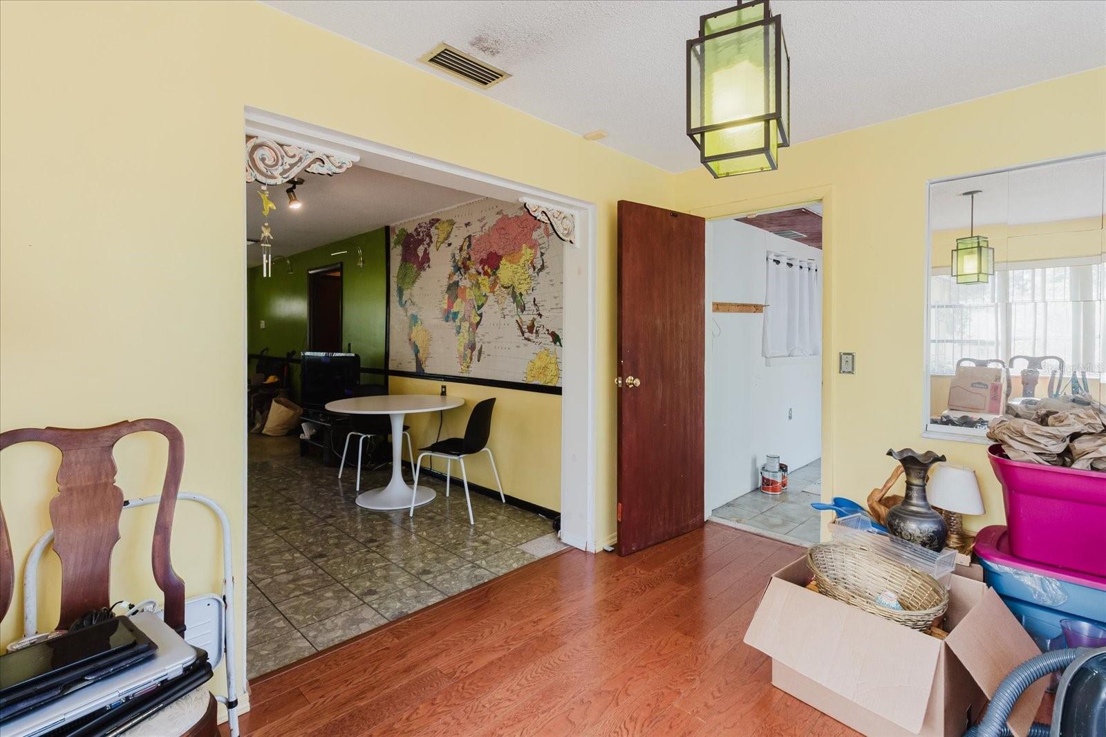 549 E CENTER ST, TARPON SPRINGS, FL, 34689