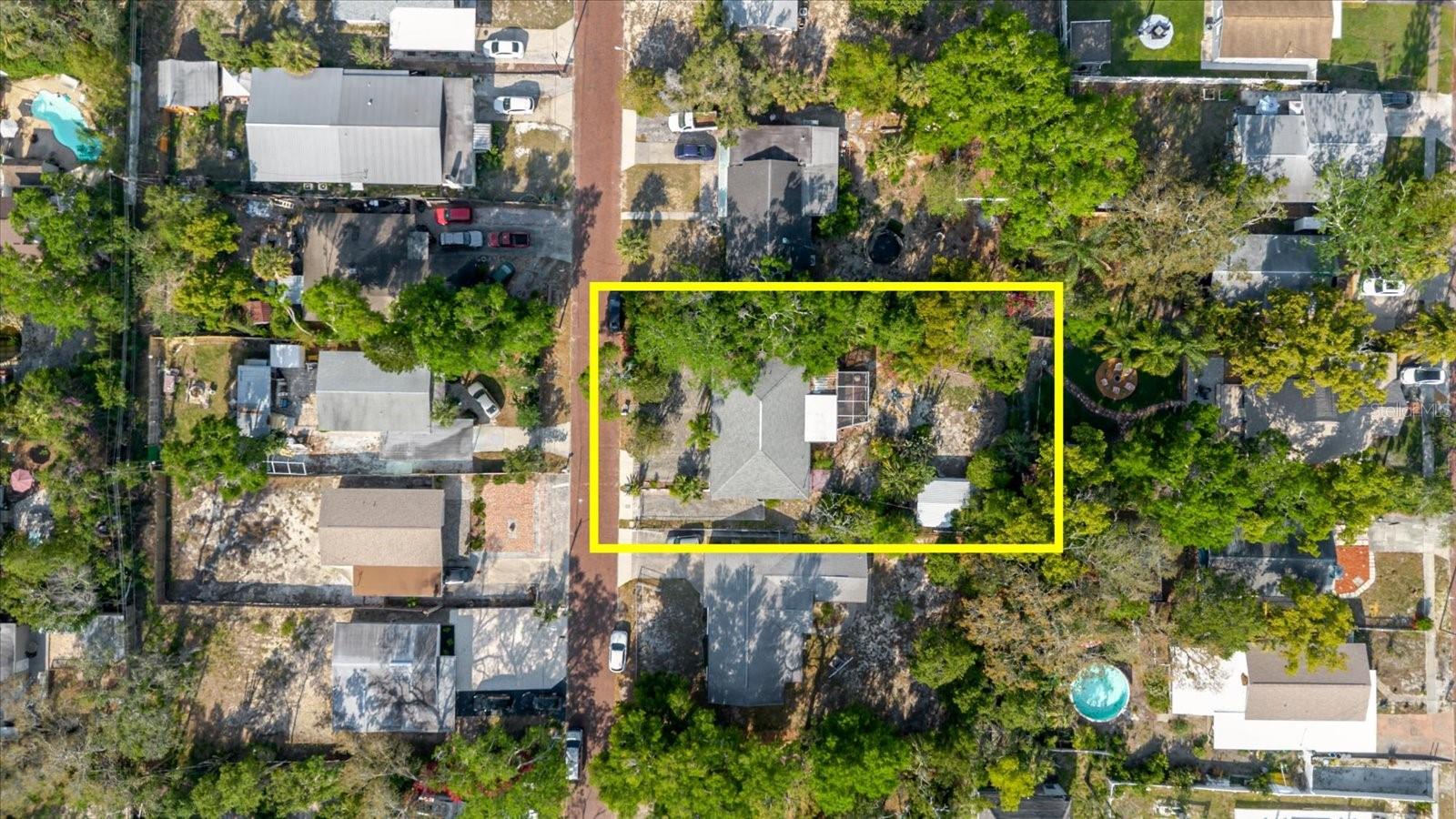 549 E CENTER ST, TARPON SPRINGS, FL, 34689