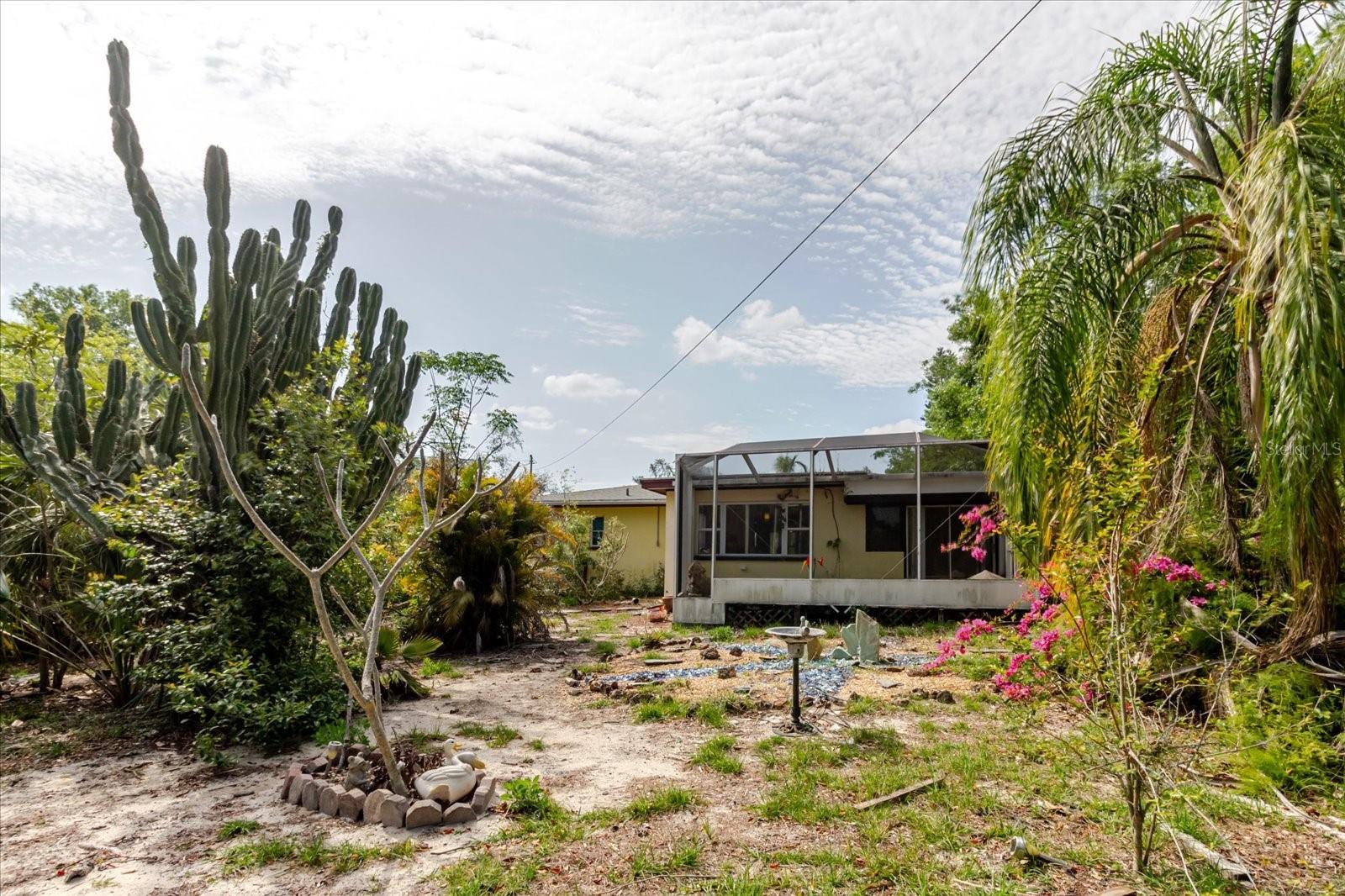 549 E CENTER ST, TARPON SPRINGS, FL, 34689