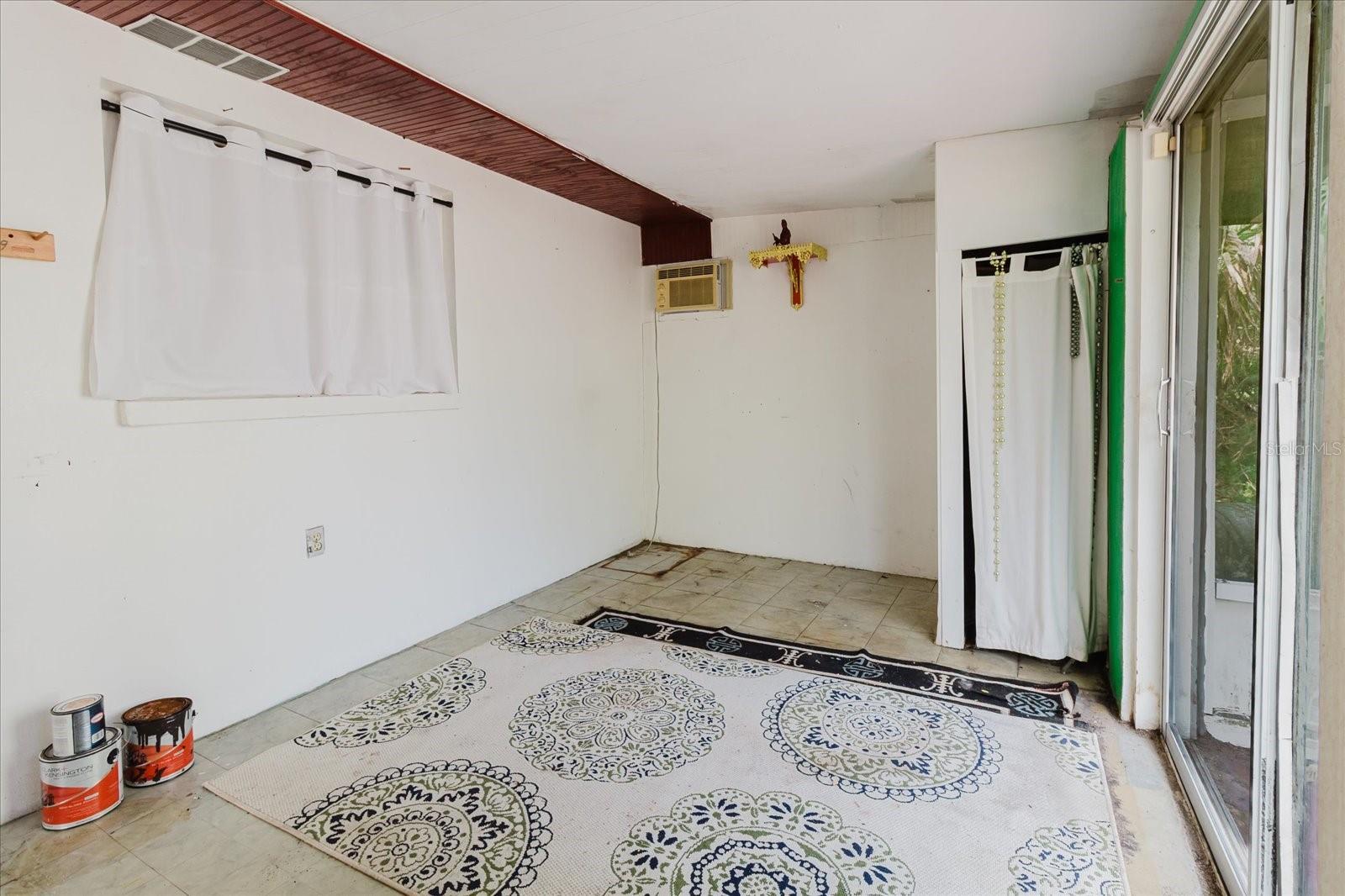 549 E CENTER ST, TARPON SPRINGS, FL, 34689