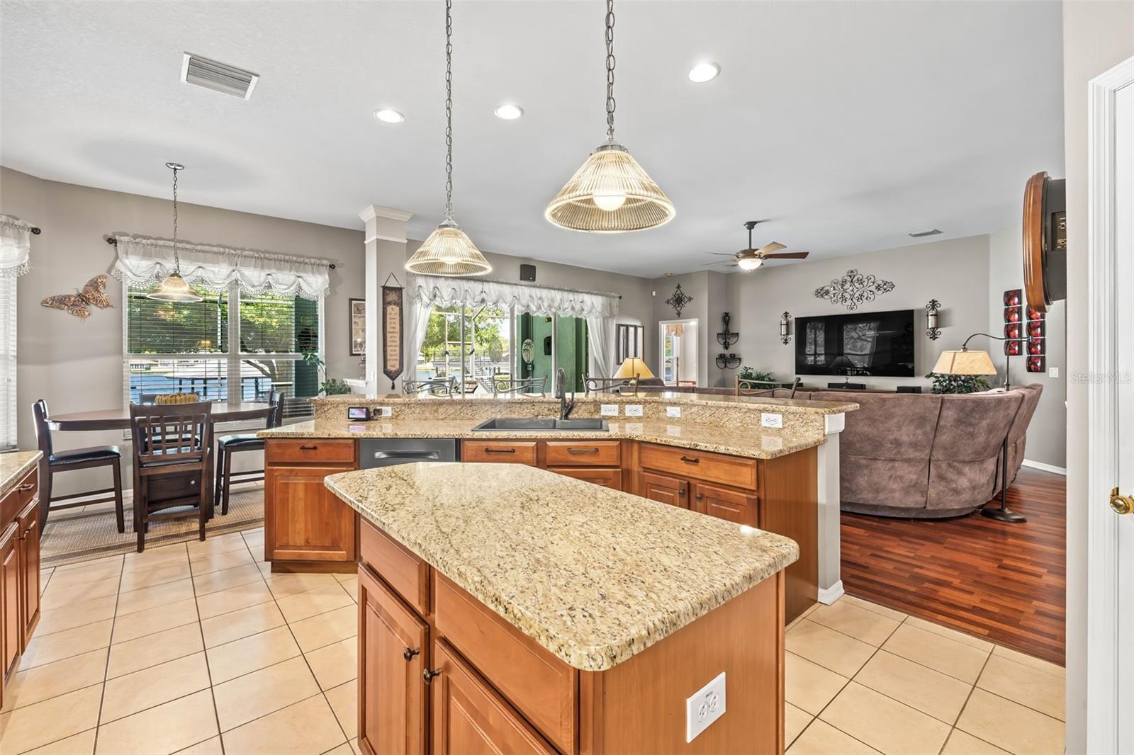 3829 EAGLEFLIGHT LN, LAND O LAKES, FL, 34639