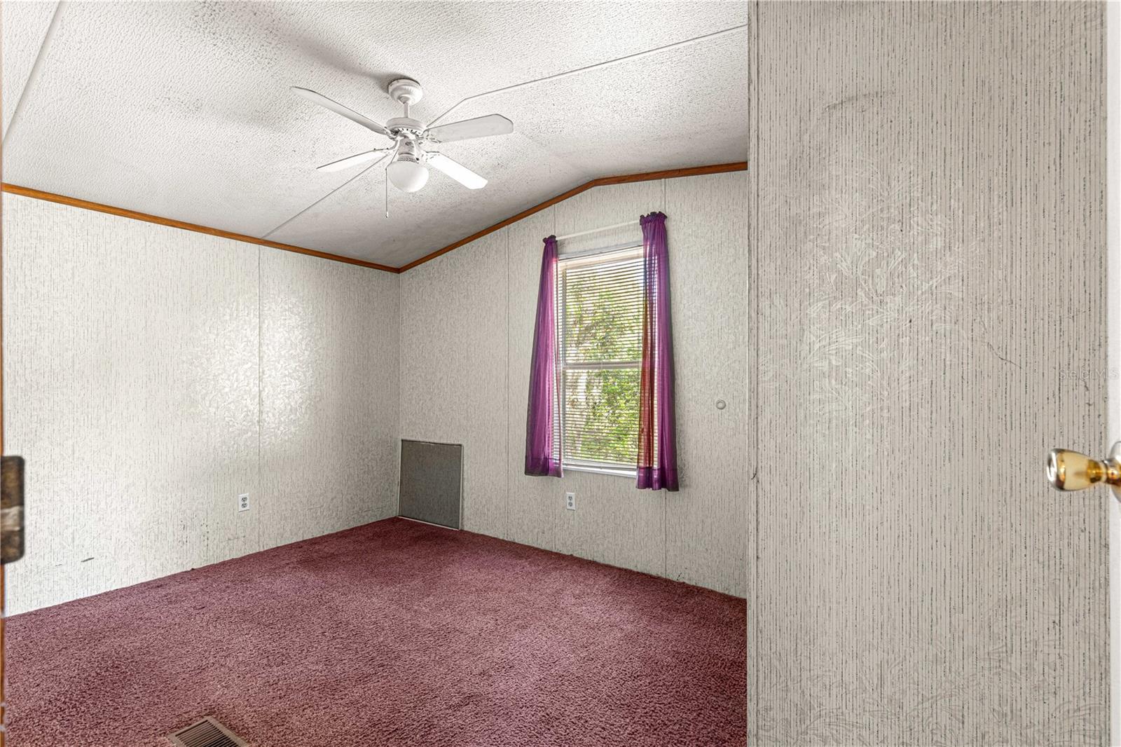 OM698395 Property Photo