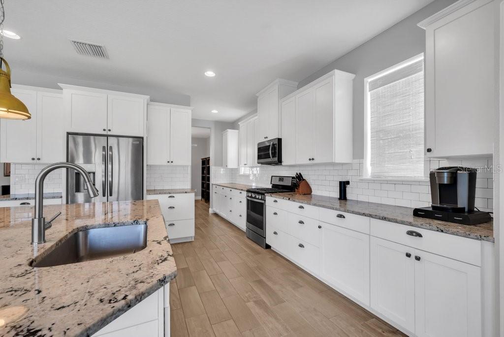 5825 JASPER GLEN DR, LITHIA, FL, 33547