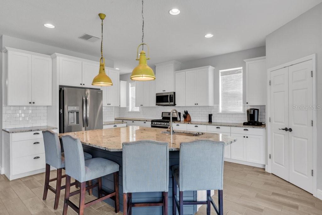 5825 JASPER GLEN DR, LITHIA, FL, 33547