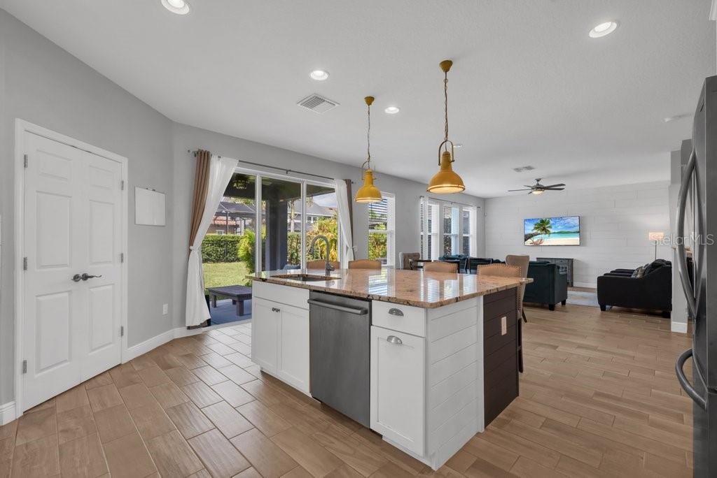 5825 JASPER GLEN DR, LITHIA, FL, 33547