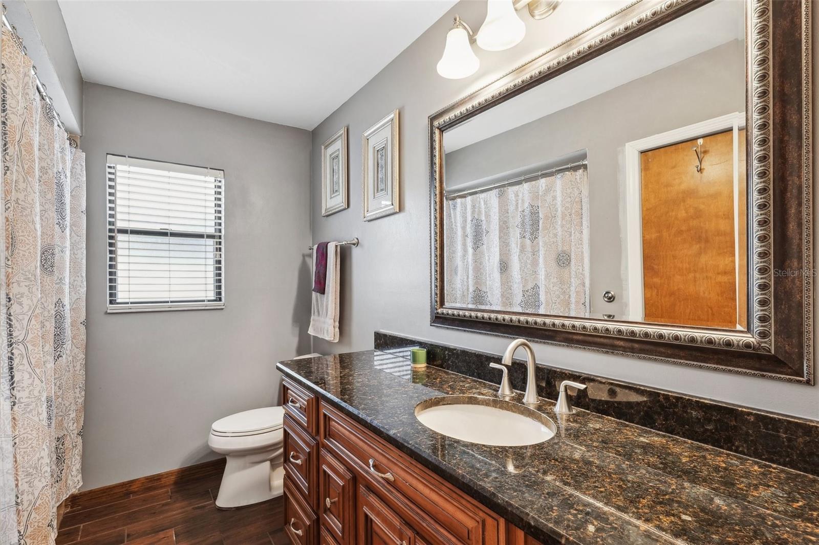 1235 RAINBROOK CIR, VALRICO, FL, 33596