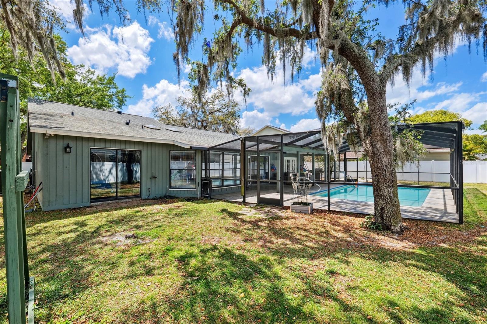 1235 RAINBROOK CIR, VALRICO, FL, 33596