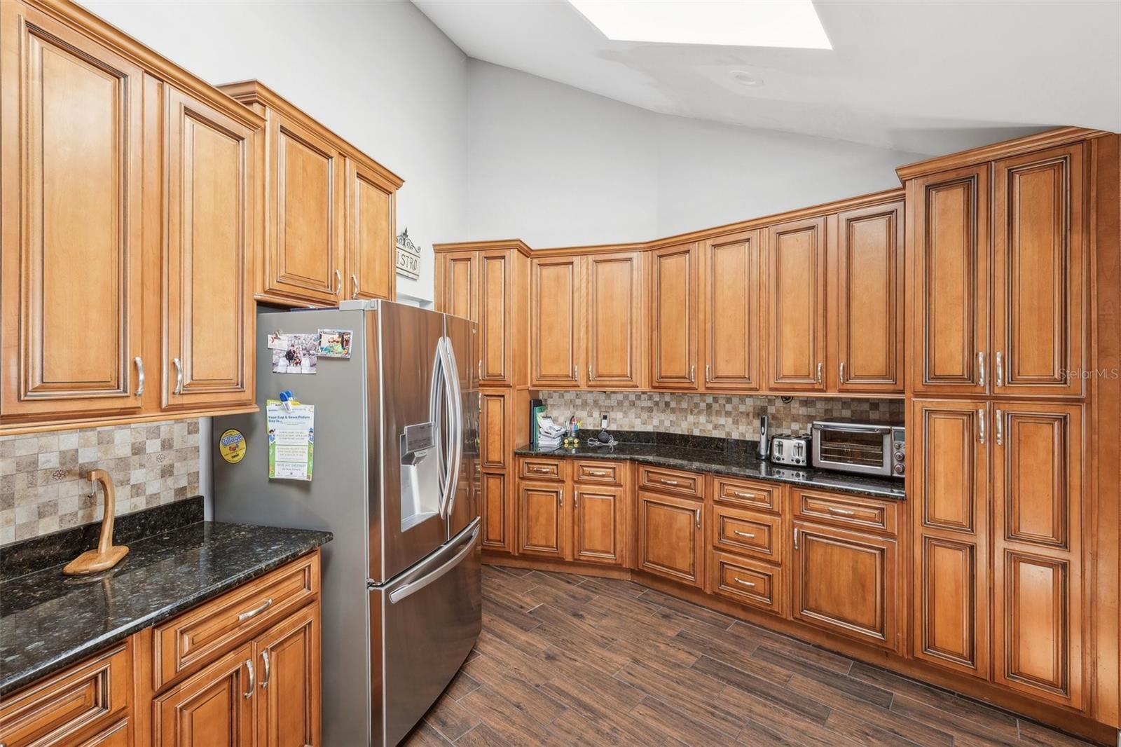 1235 RAINBROOK CIR, VALRICO, FL, 33596
