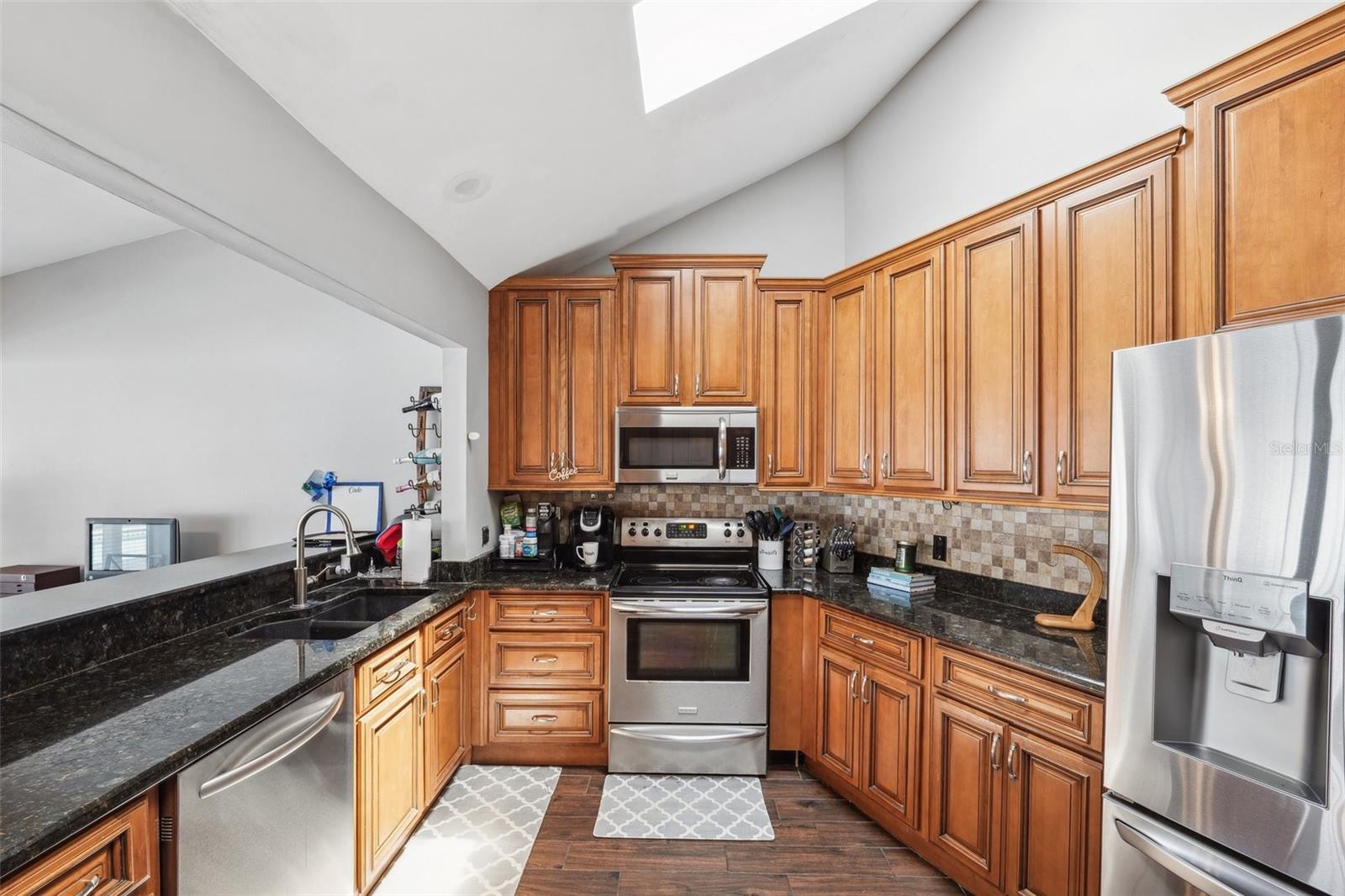 1235 RAINBROOK CIR, VALRICO, FL, 33596