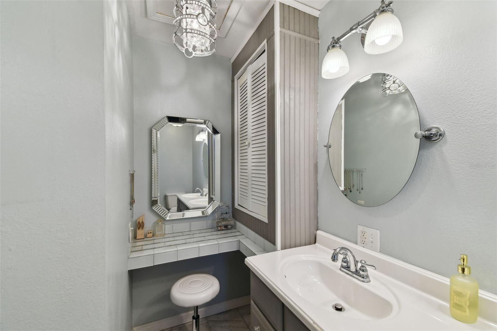 4007 W BAY VILLA AVE, TAMPA, FL, 33611