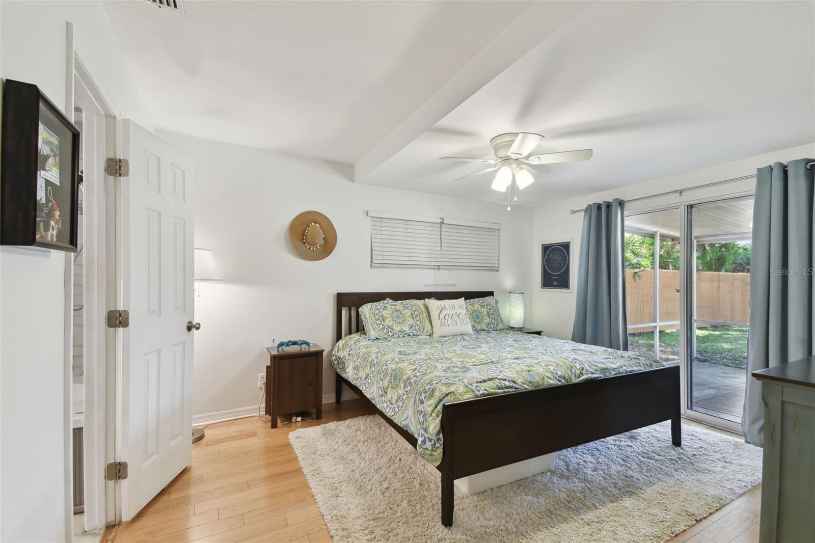 4007 W BAY VILLA AVE, TAMPA, FL, 33611