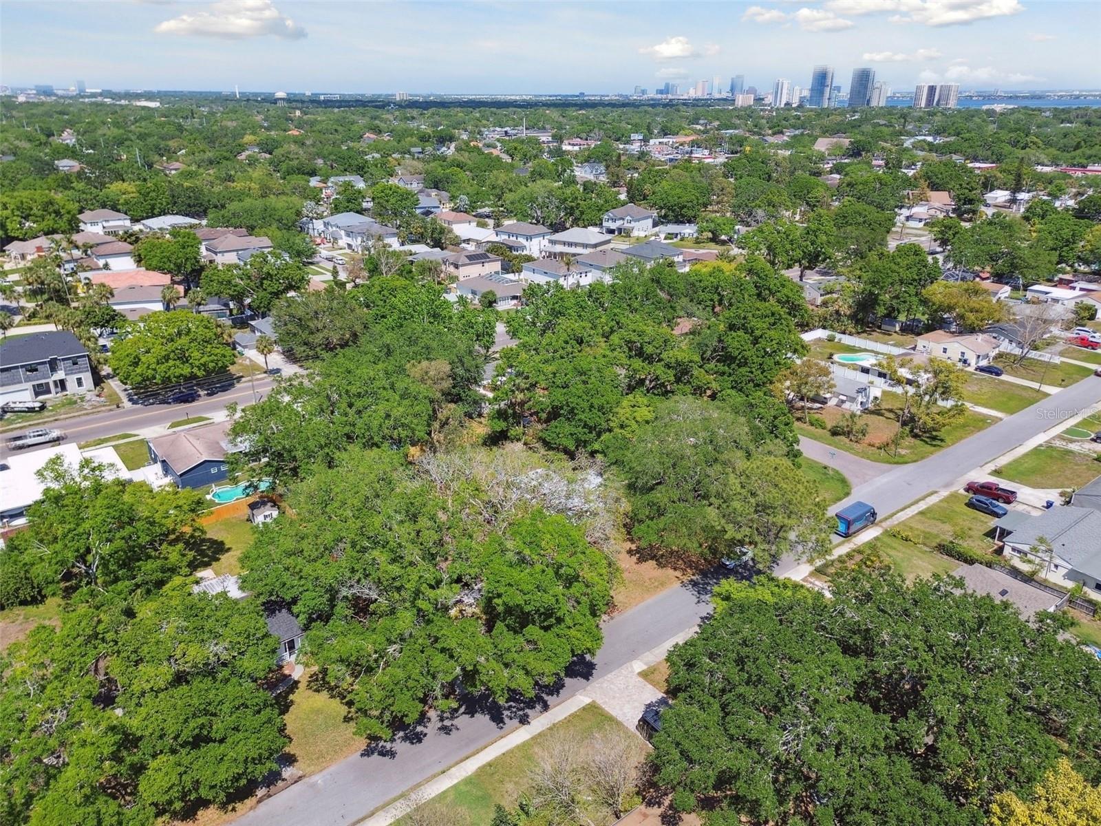 4007 W BAY VILLA AVE, TAMPA, FL, 33611