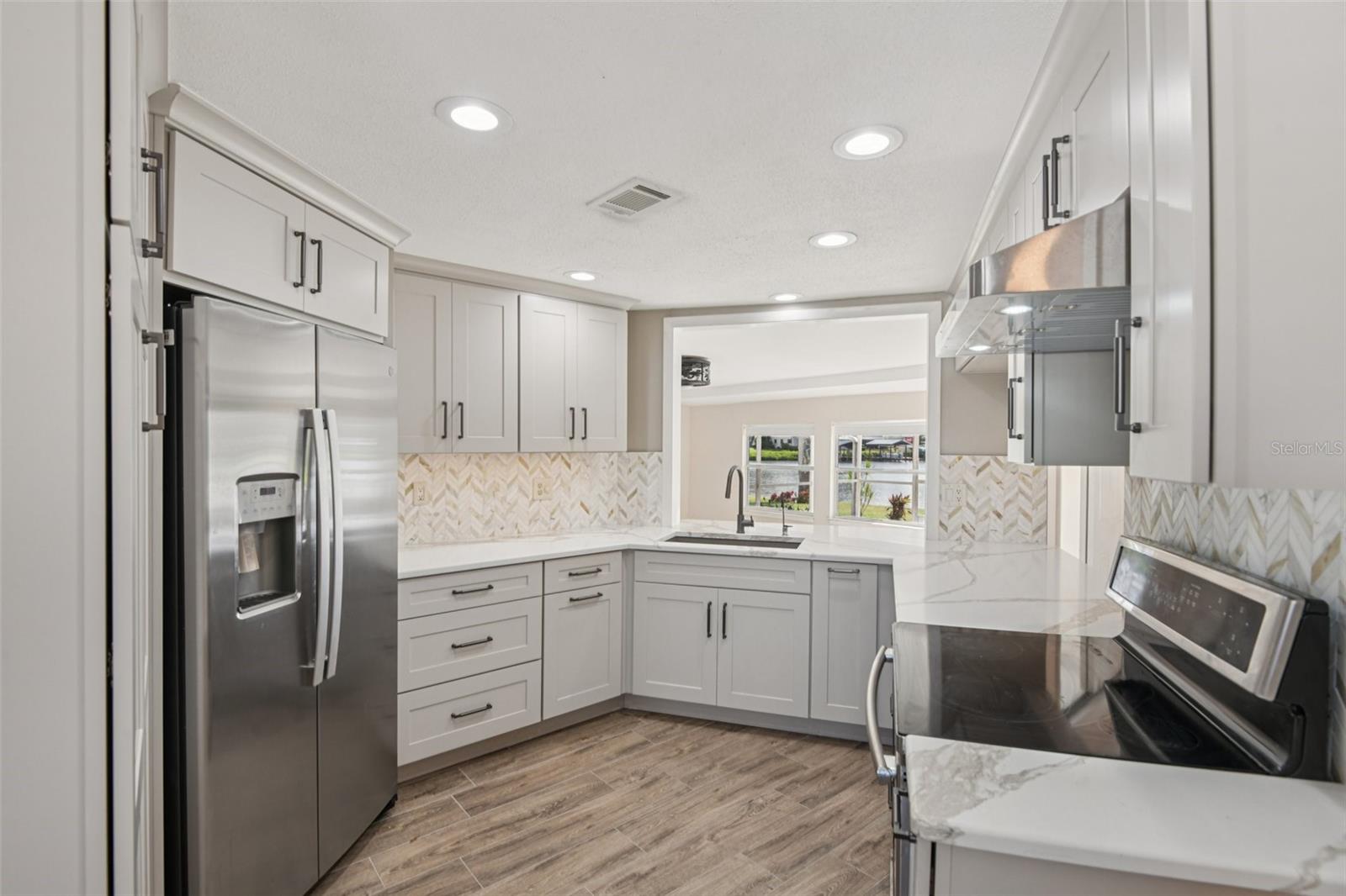 6357 SPANISH MAIN DR, APOLLO BEACH, FL, 33572