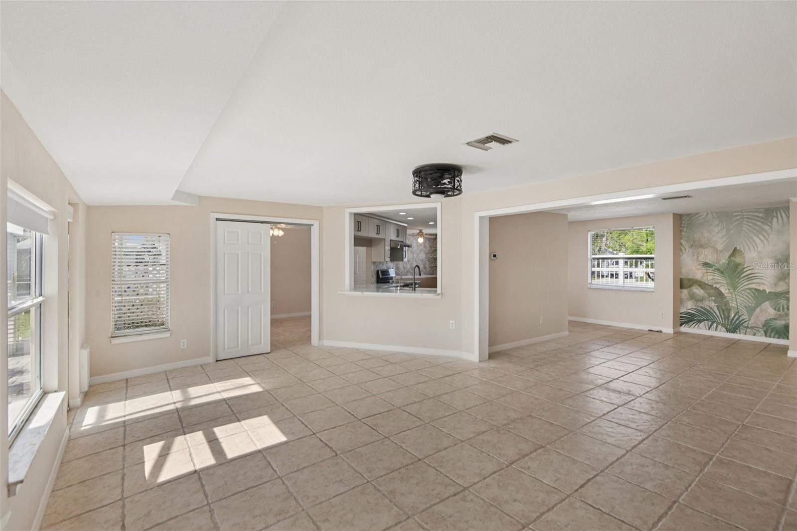 6357 SPANISH MAIN DR, APOLLO BEACH, FL, 33572