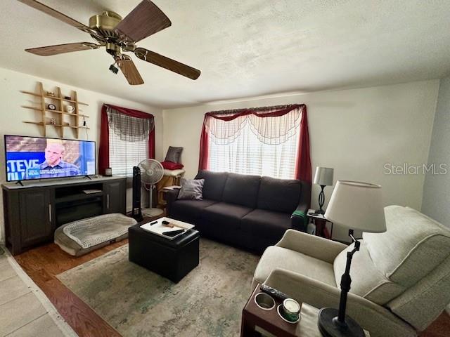 147 ELDORADO DR, DEBARY, FL, 32713