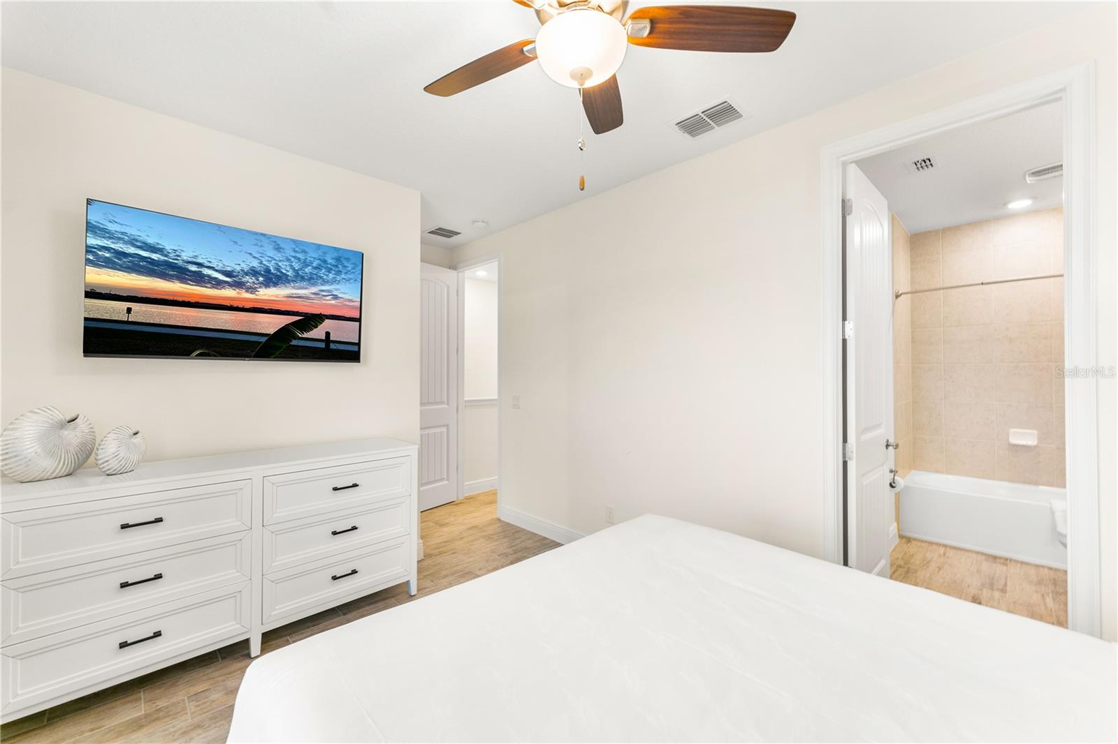 2967 CASTAWAY LN, KISSIMMEE, FL, 34747