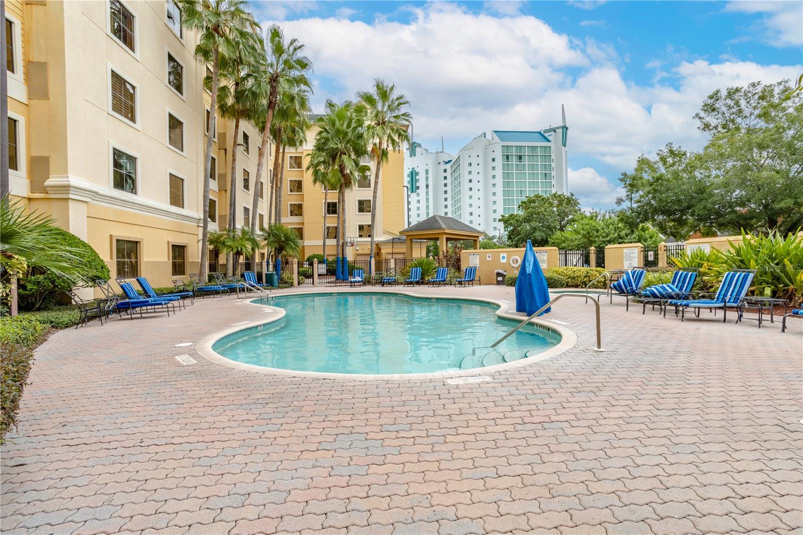 7601 CANADA AVE #320, ORLANDO, FL, 32819