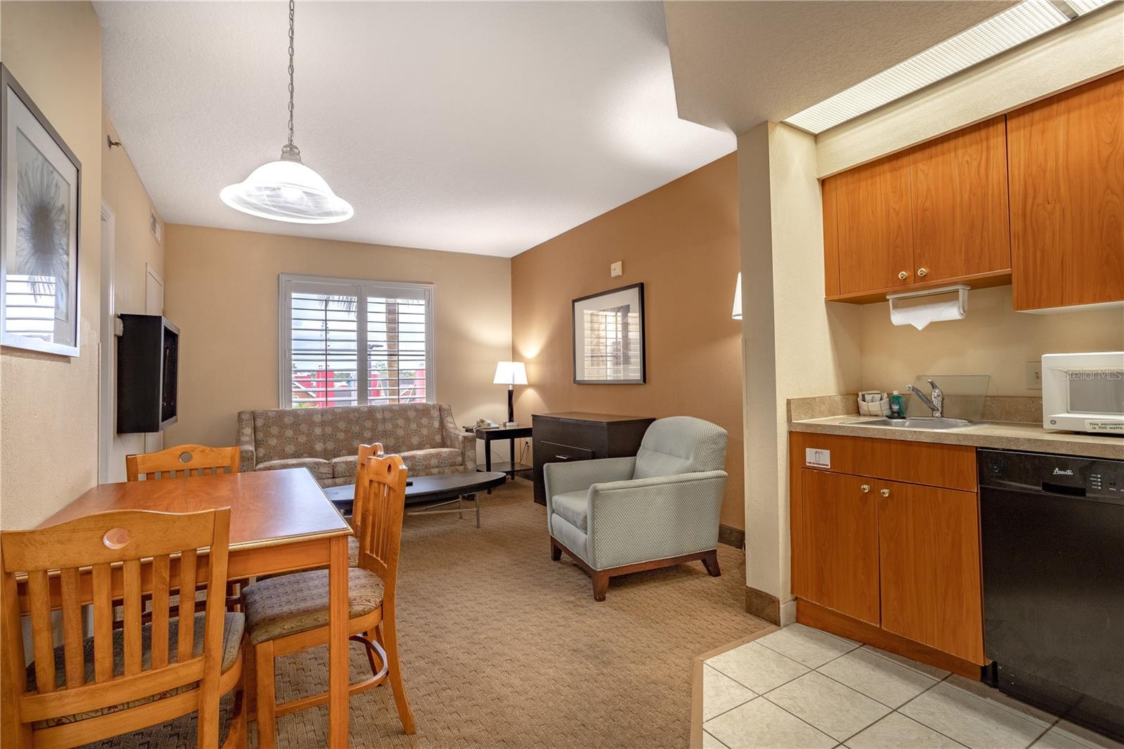 7601 CANADA AVE #320, ORLANDO, FL, 32819