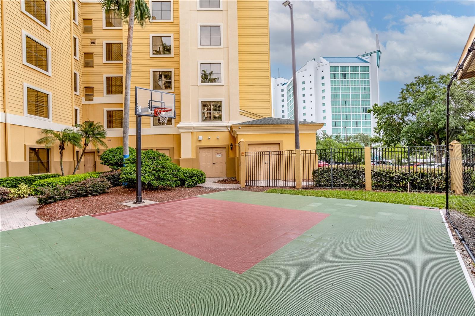 7601 CANADA AVE #320, ORLANDO, FL, 32819