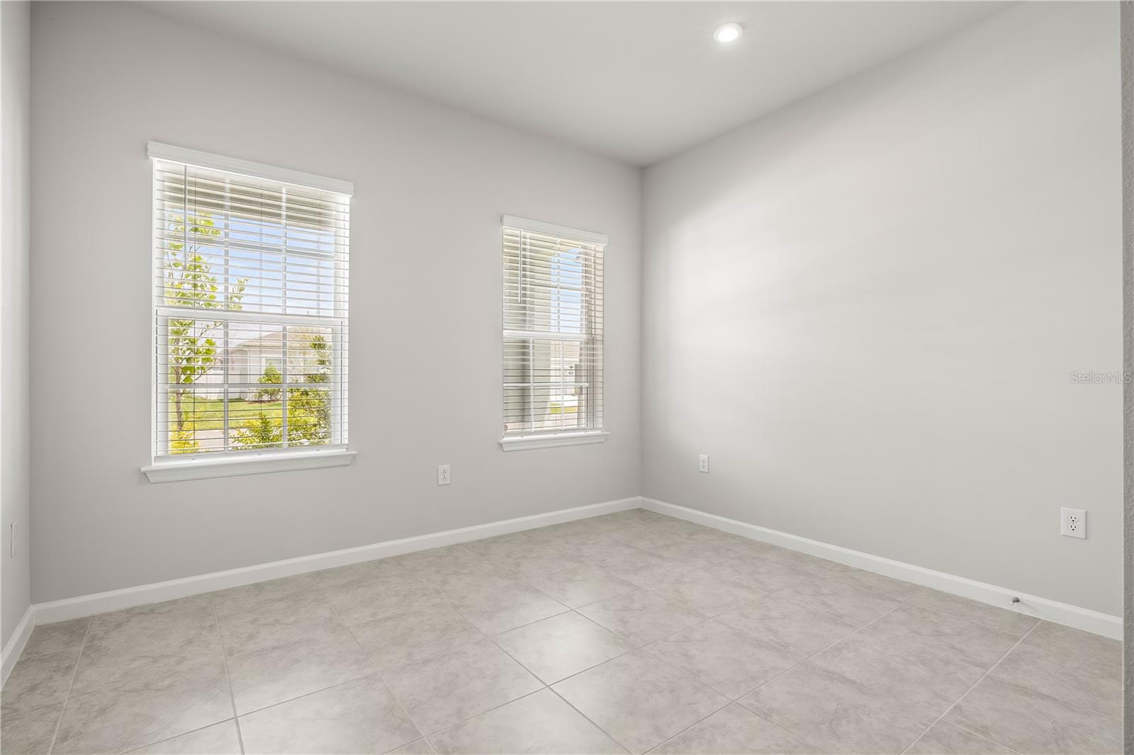 35572 QUARTZ LAKE DR, ZEPHYRHILLS, FL, 33541