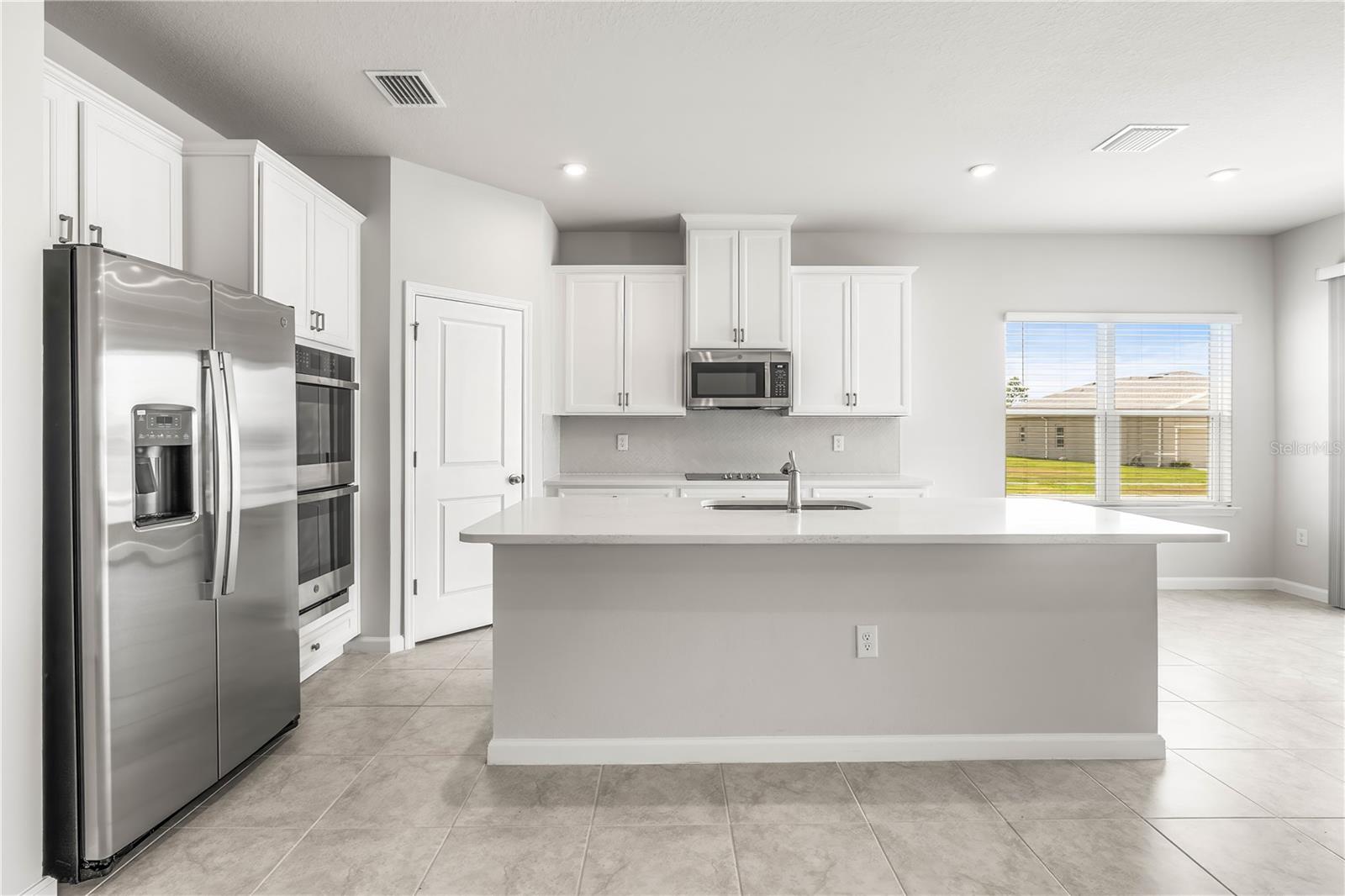 35572 QUARTZ LAKE DR, ZEPHYRHILLS, FL, 33541